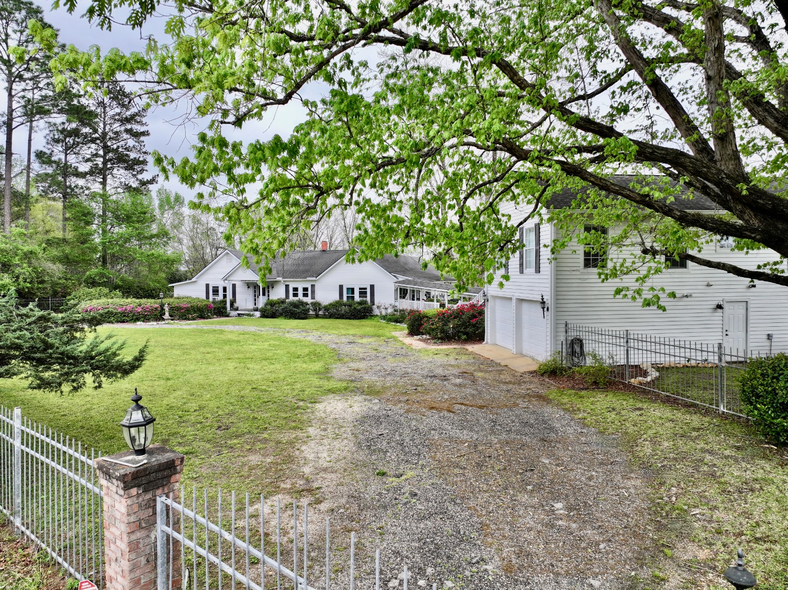 2006 Evergreen Road