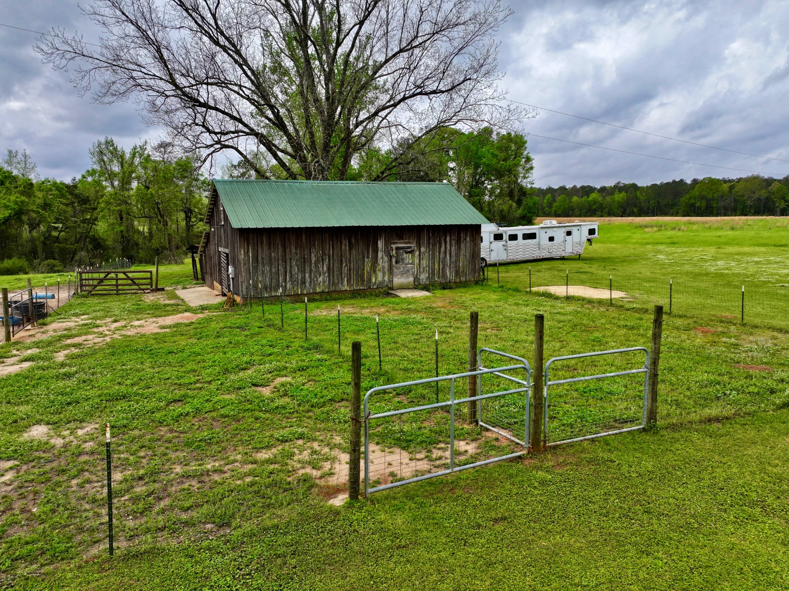 2006 Evergreen Road