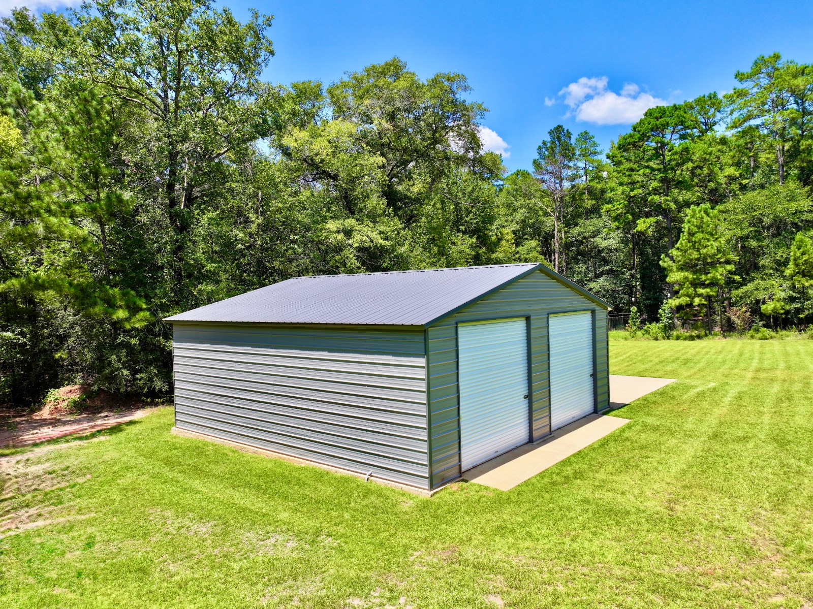 825 Whitehead Lane