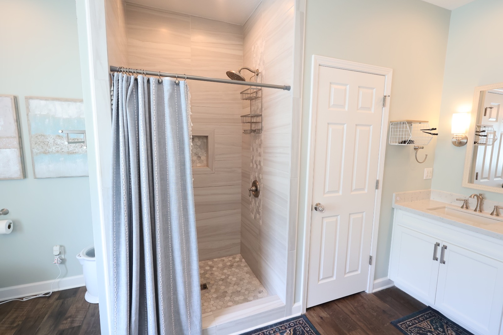 825 Whitehead Lane