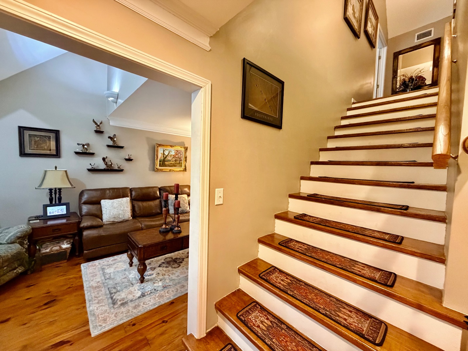 1560 Linwood Drive
