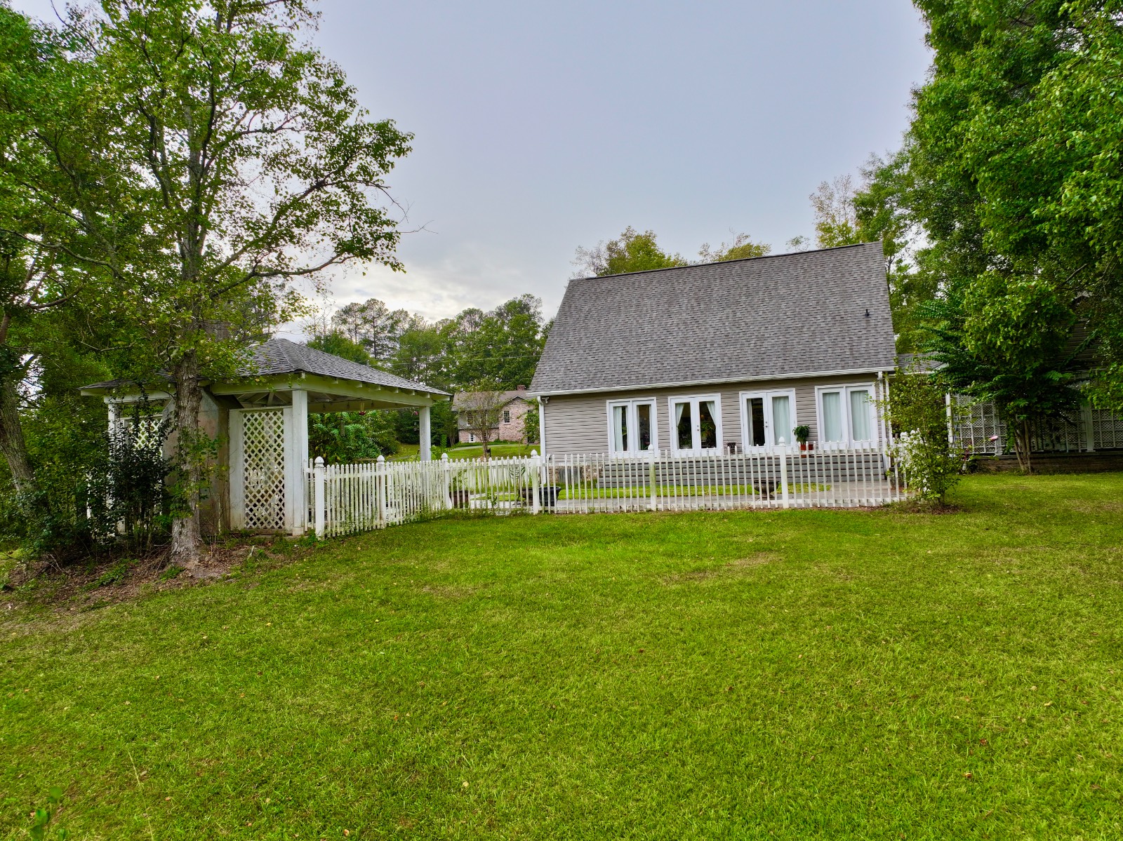 1560 Linwood Drive