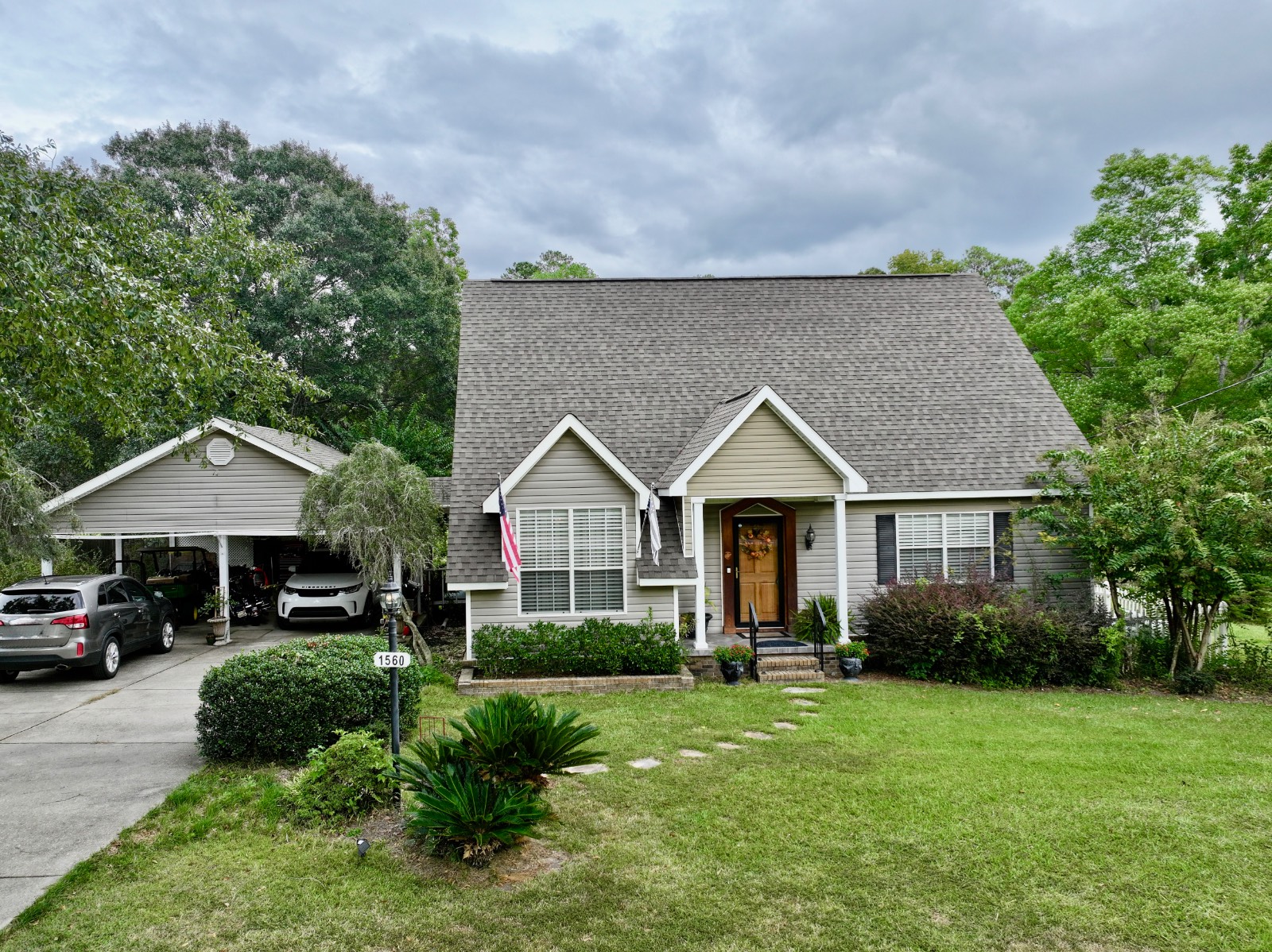 1560 Linwood Drive