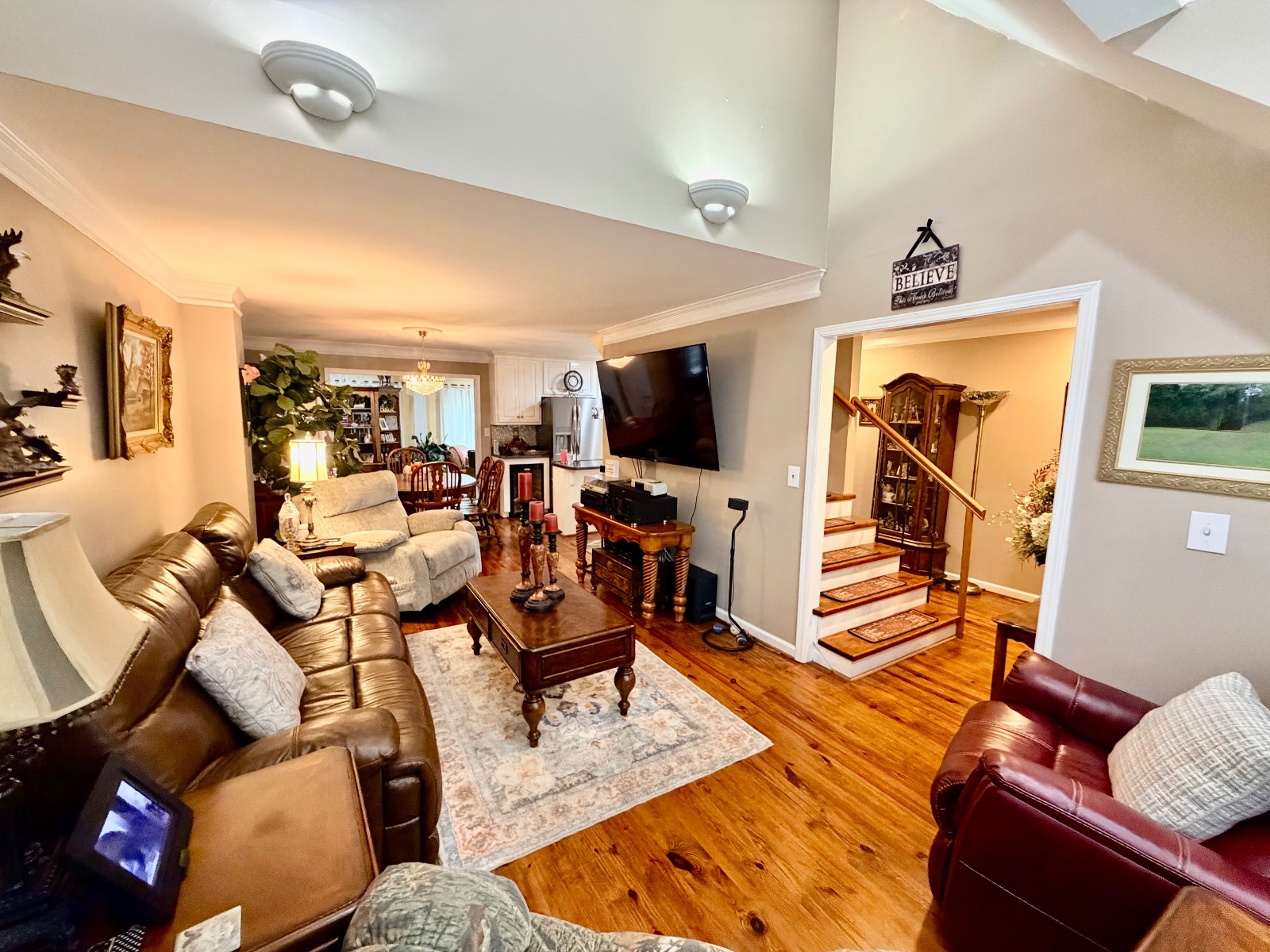 1560 Linwood Drive