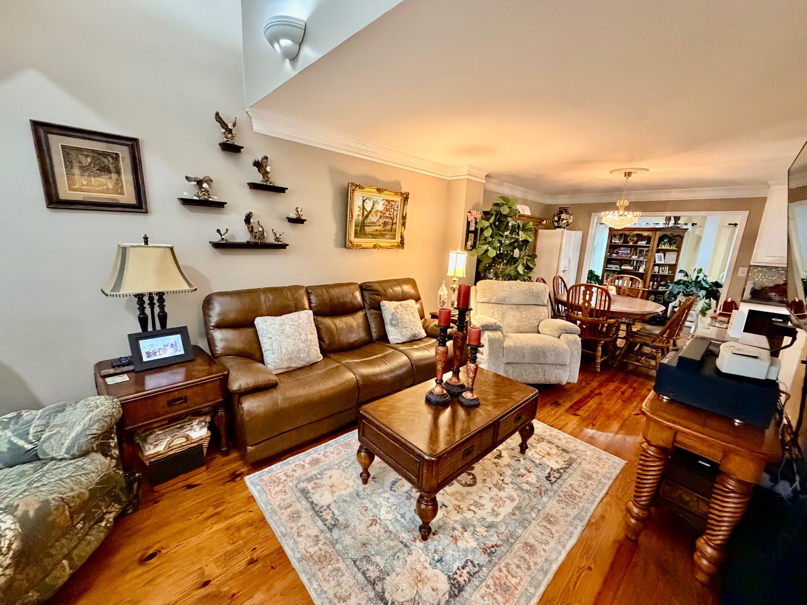 1560 Linwood Drive