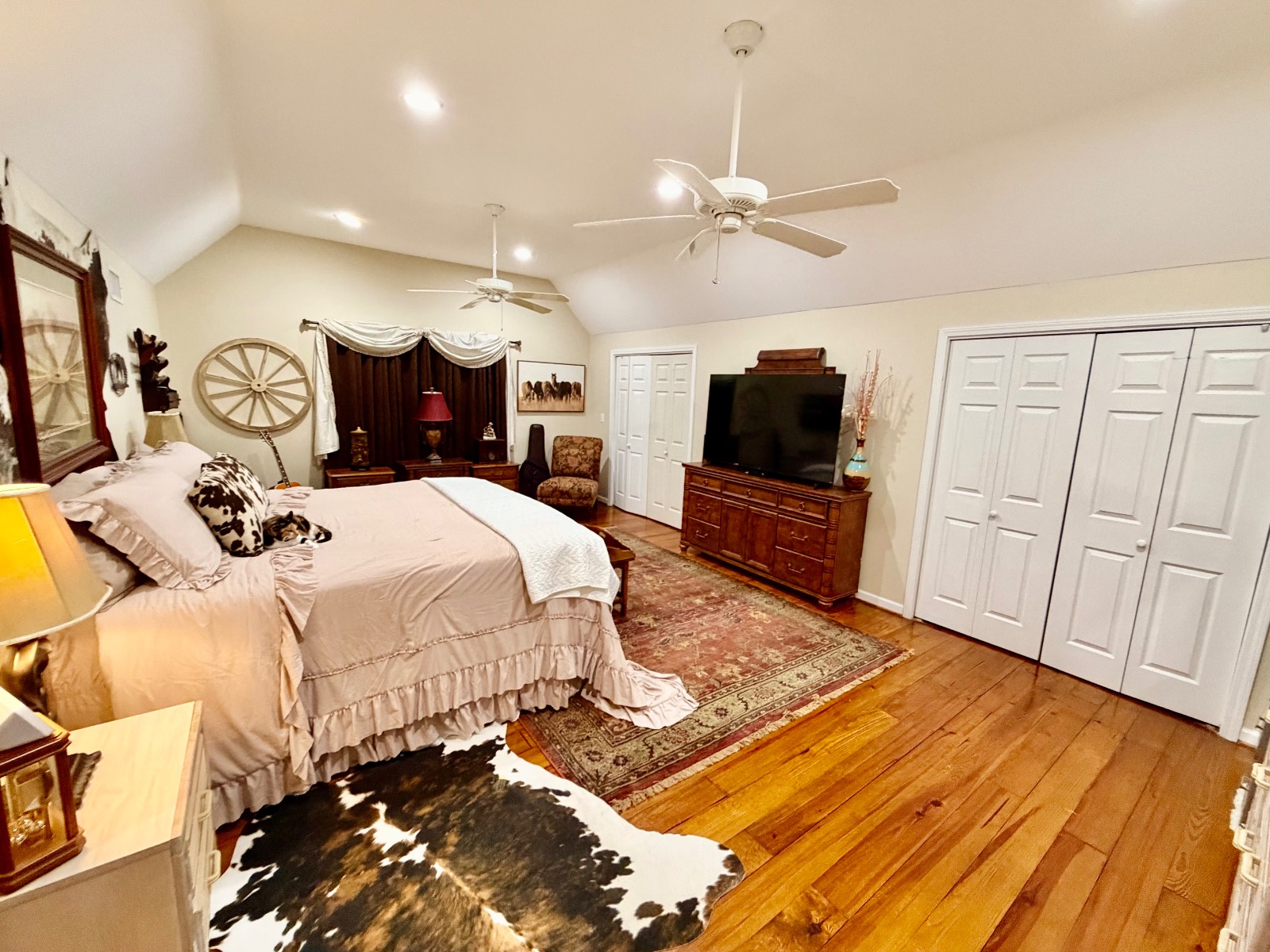 1560 Linwood Drive