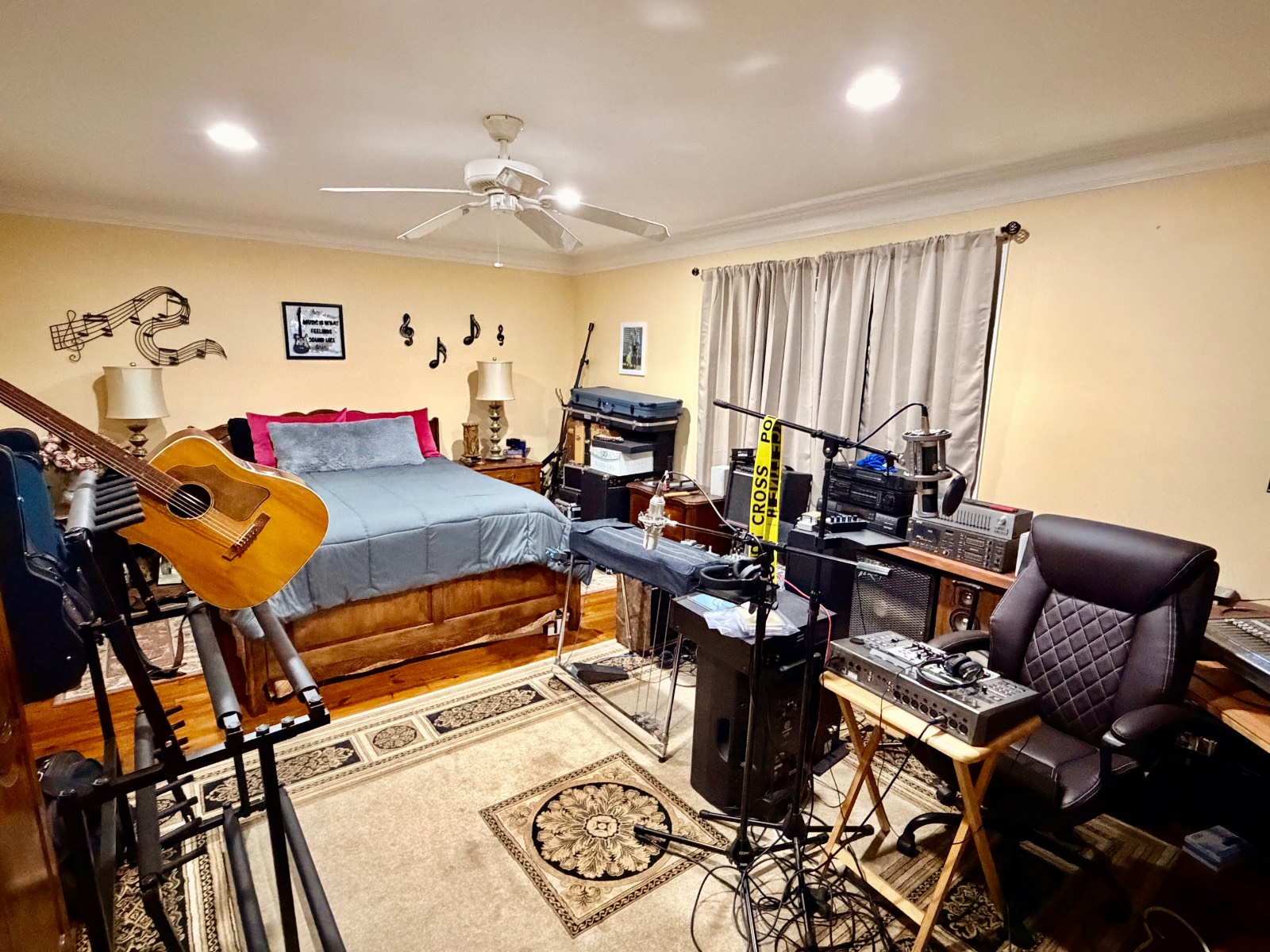 1560 Linwood Drive