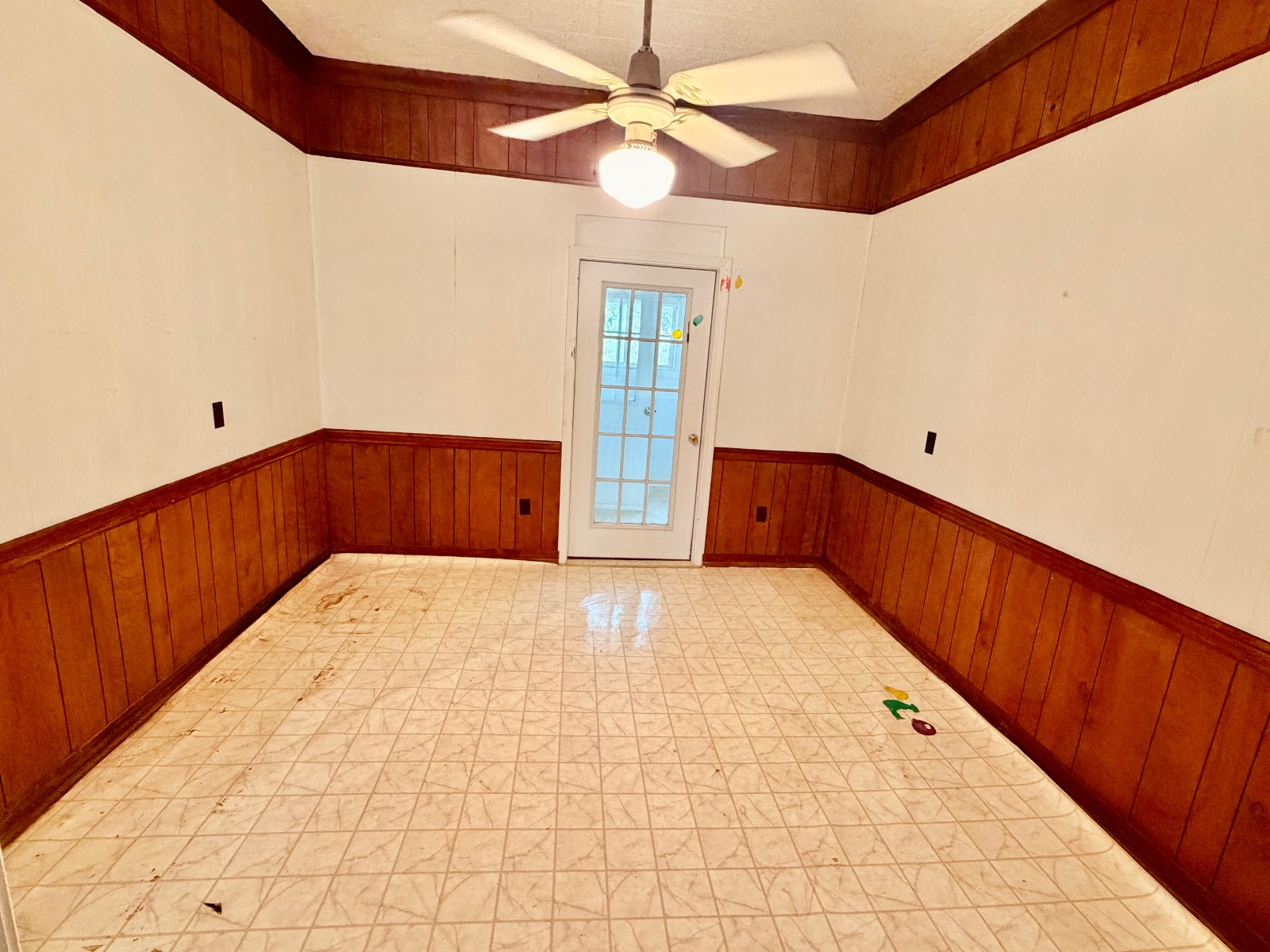 2056 Old Highway 5 S