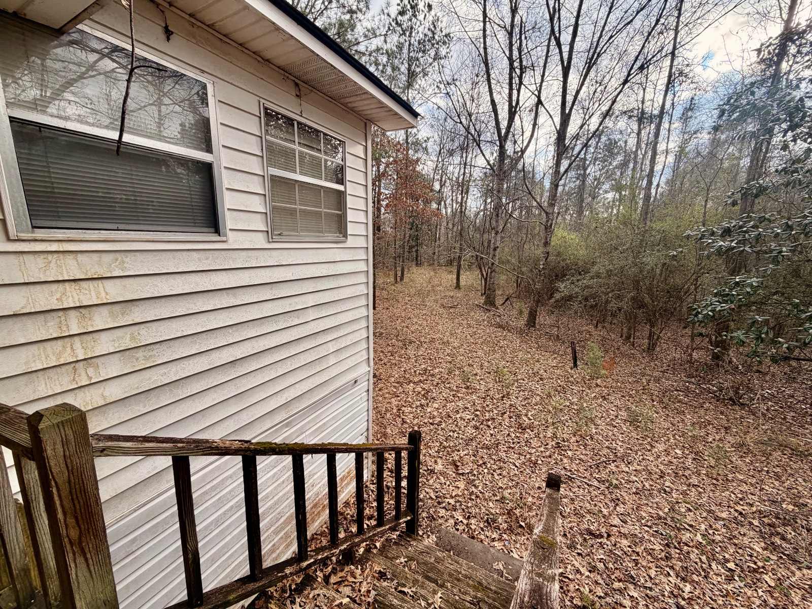 2056 Old Highway 5 S