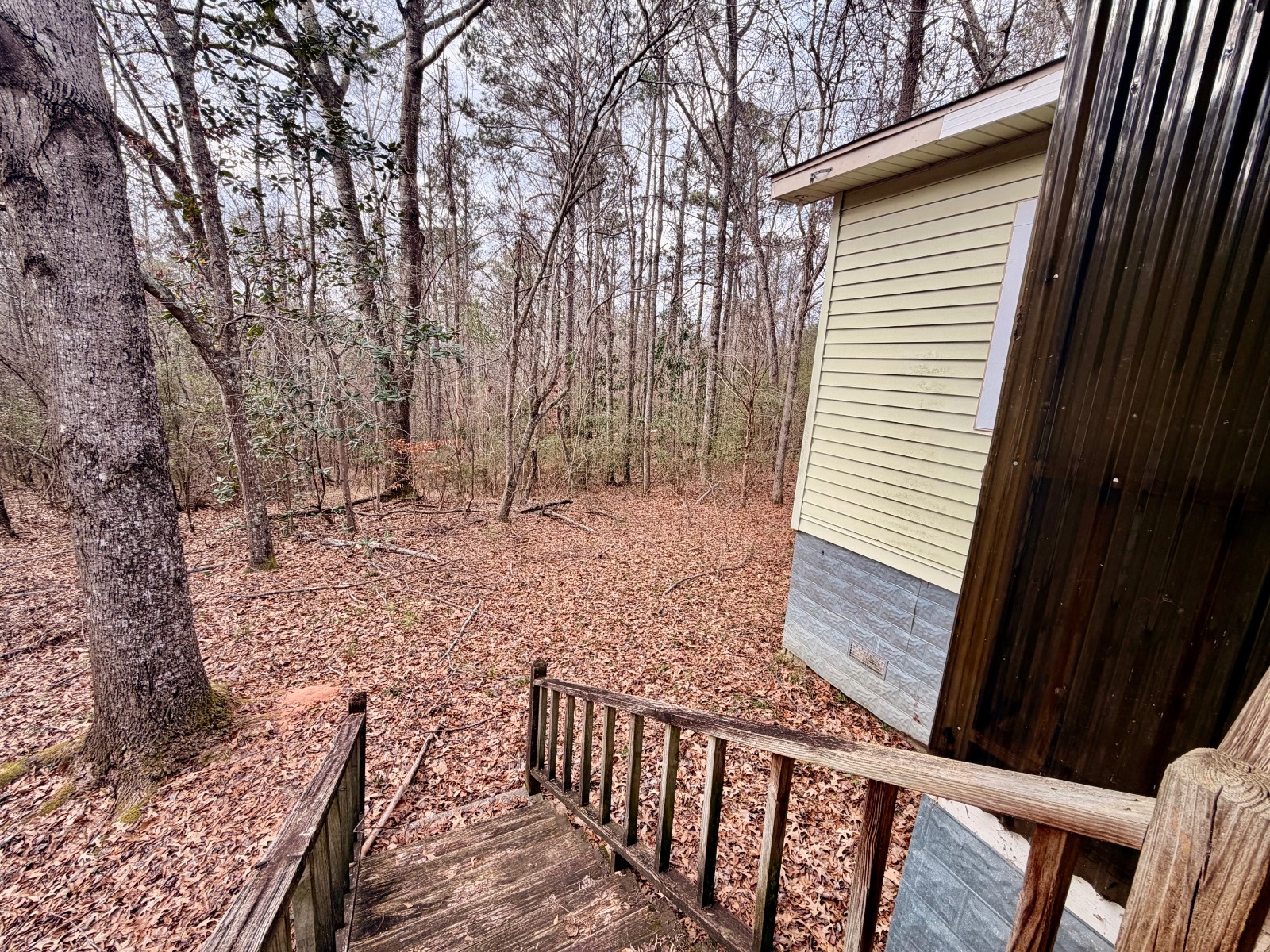 2056 Old Highway 5 S