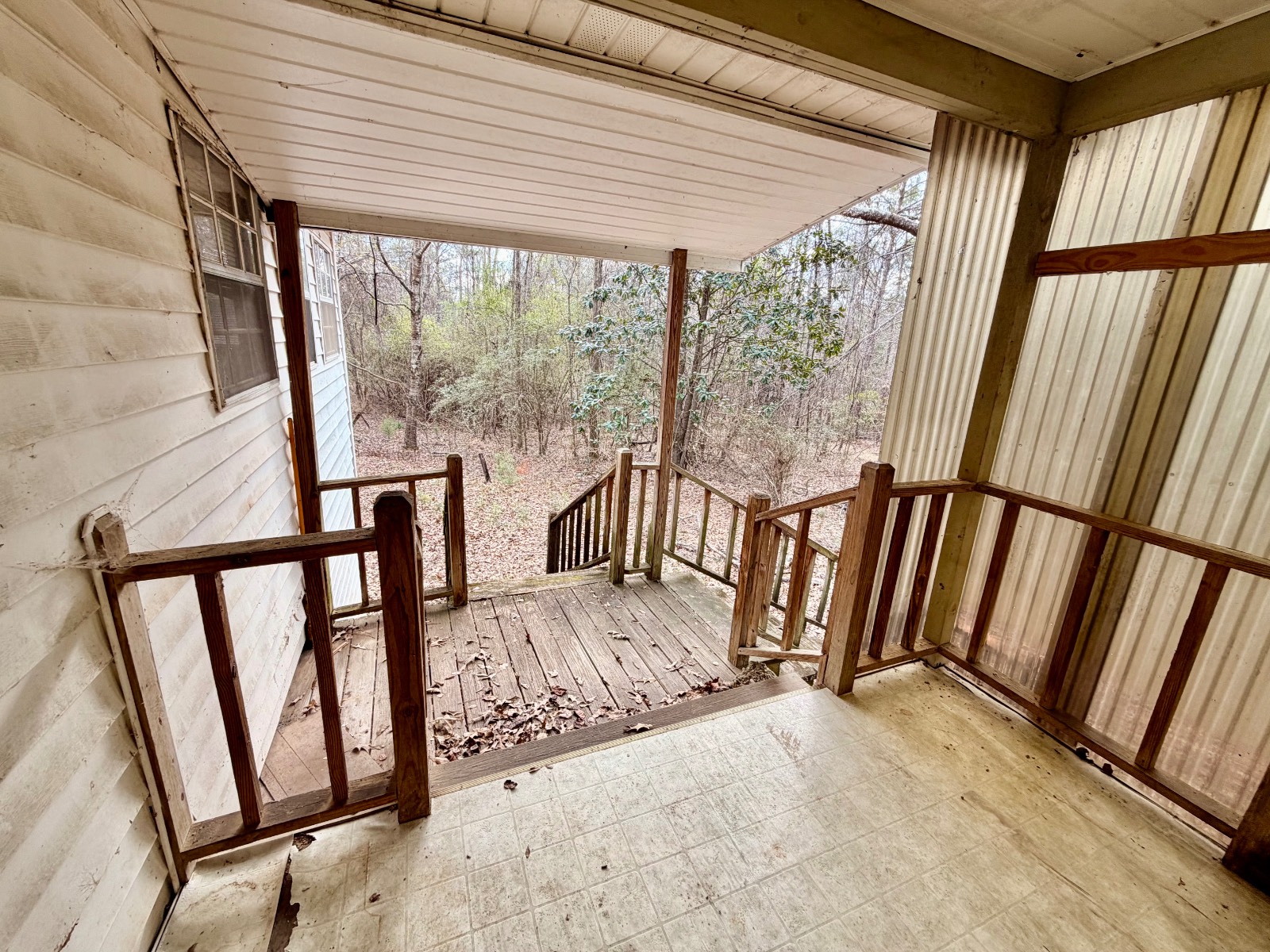 2056 Old Highway 5 S