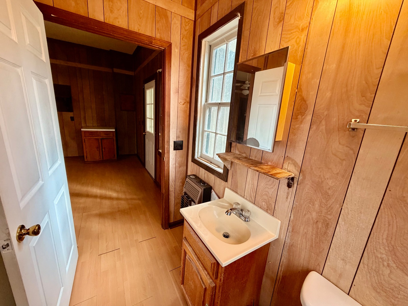 2056 Old Highway 5 S