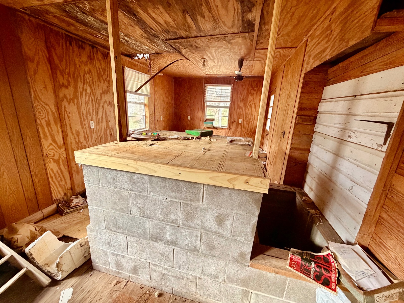 2056 Old Highway 5 S