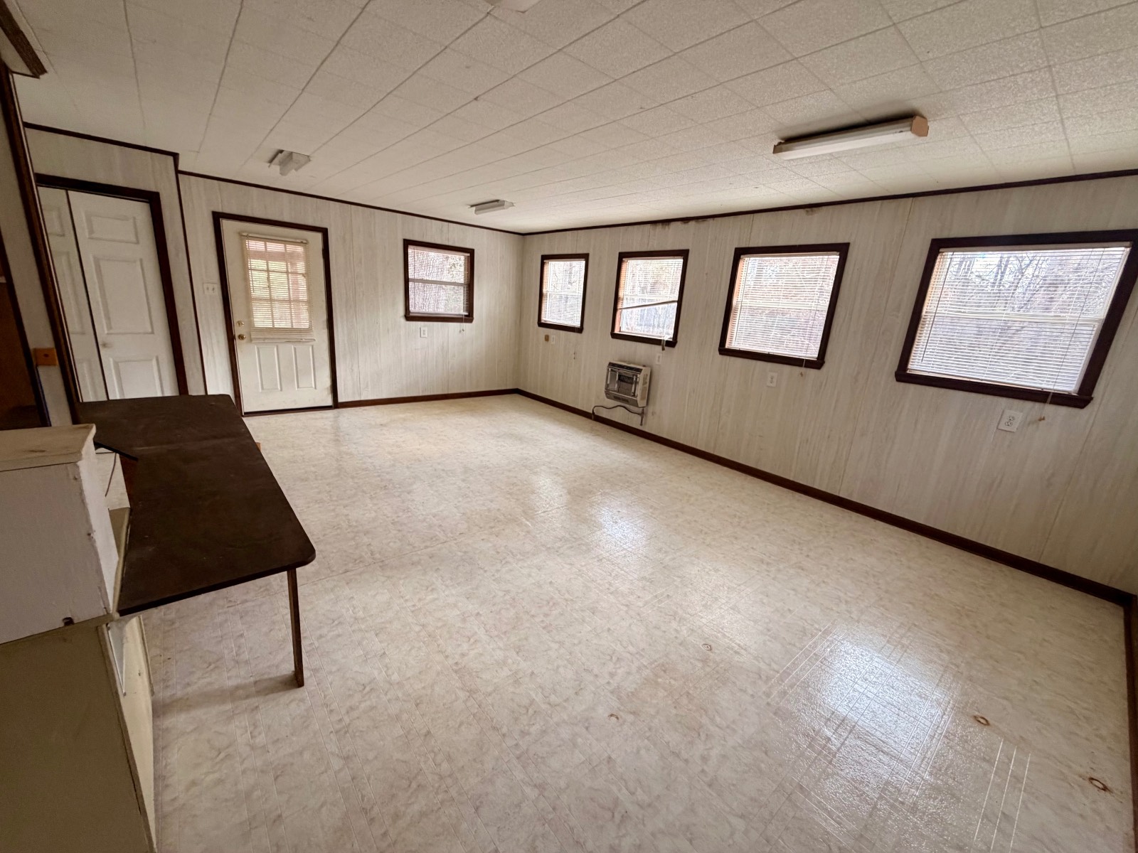 2056 Old Highway 5 S