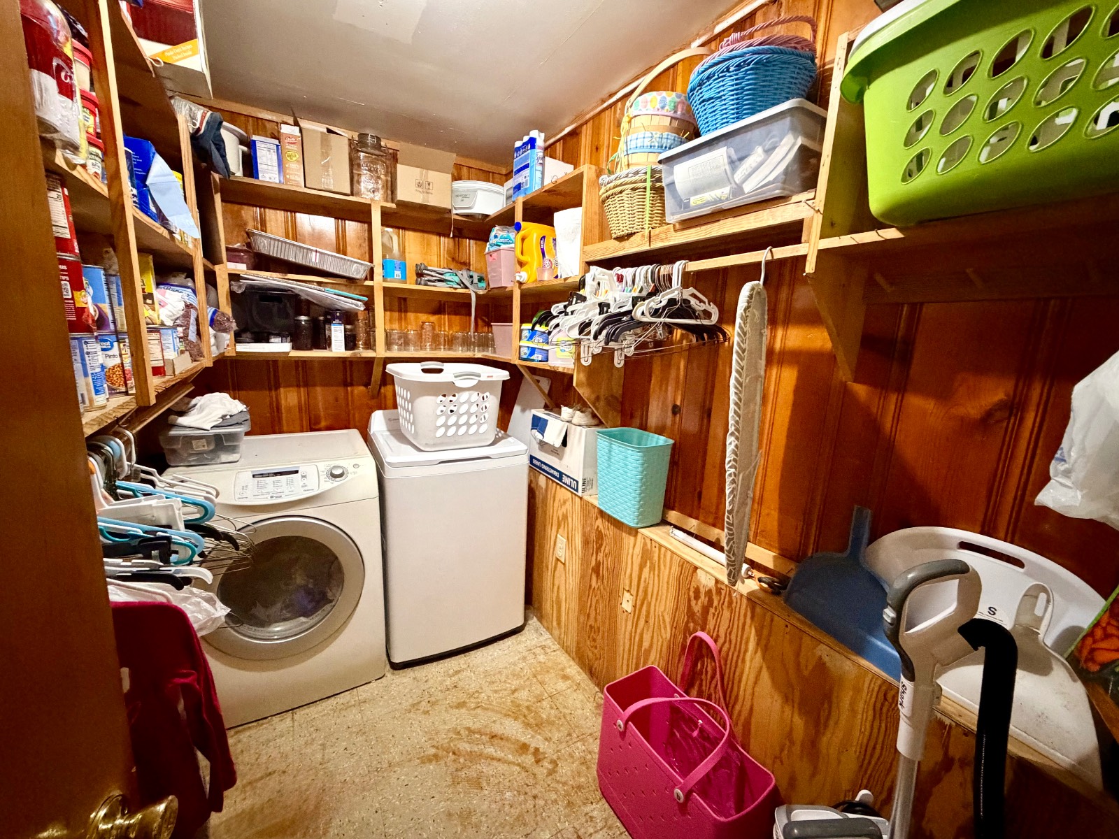 4441 gainestown road