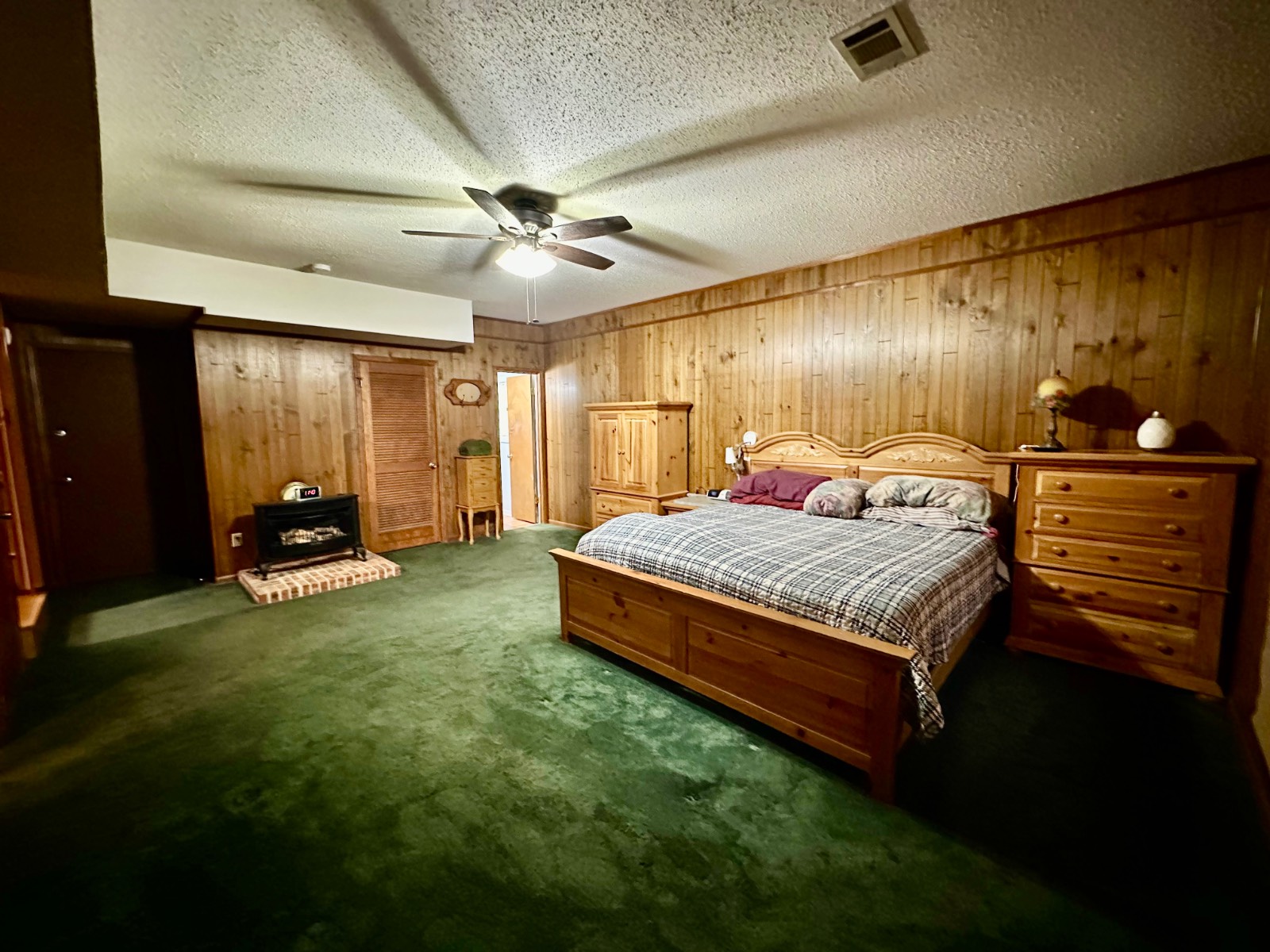 840 Windsorwood Drive