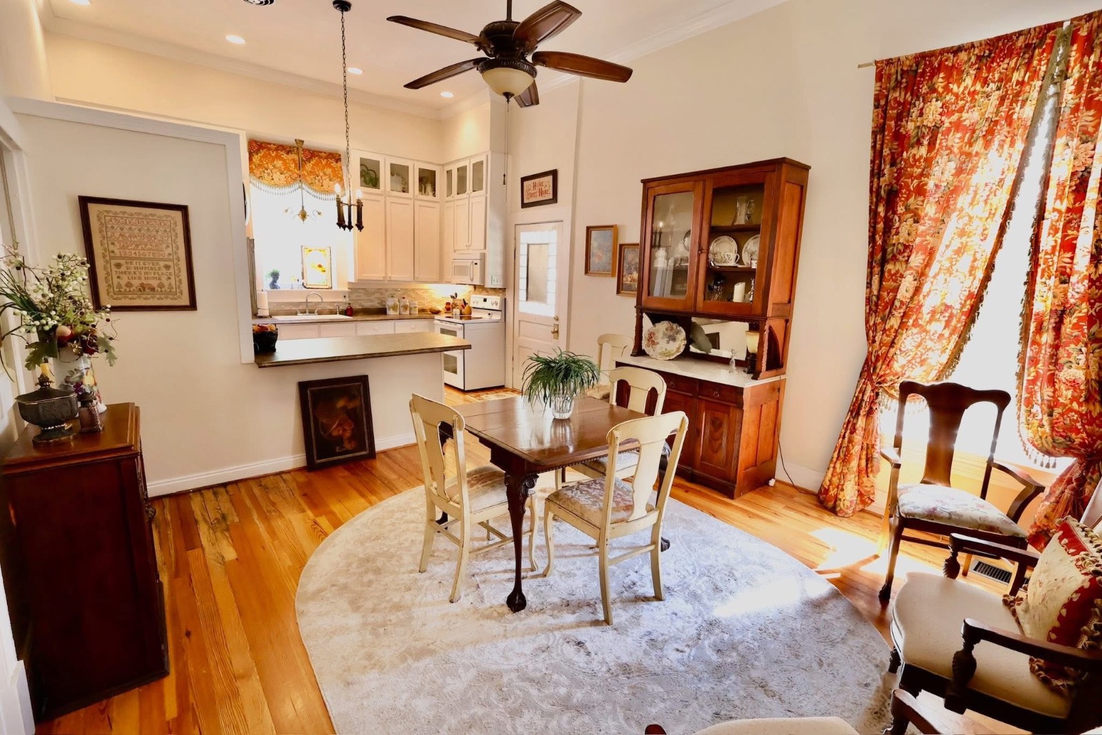 426 West Clinton Street