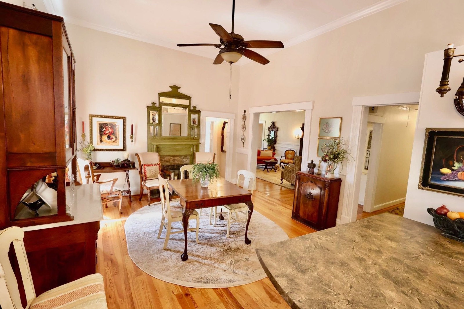 426 West Clinton Street