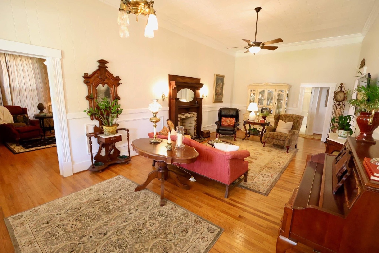 426 West Clinton Street