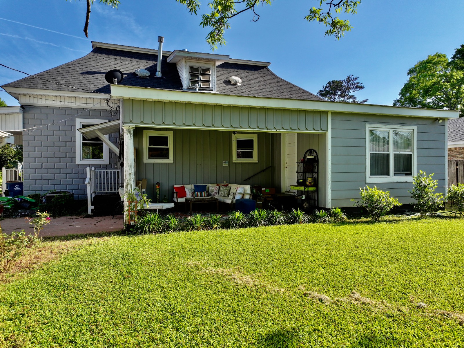 426 West Clinton Street