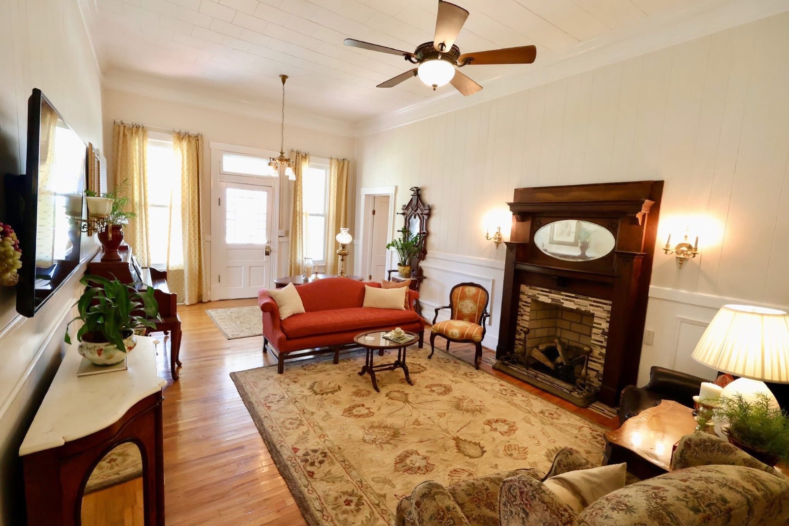 426 West Clinton Street