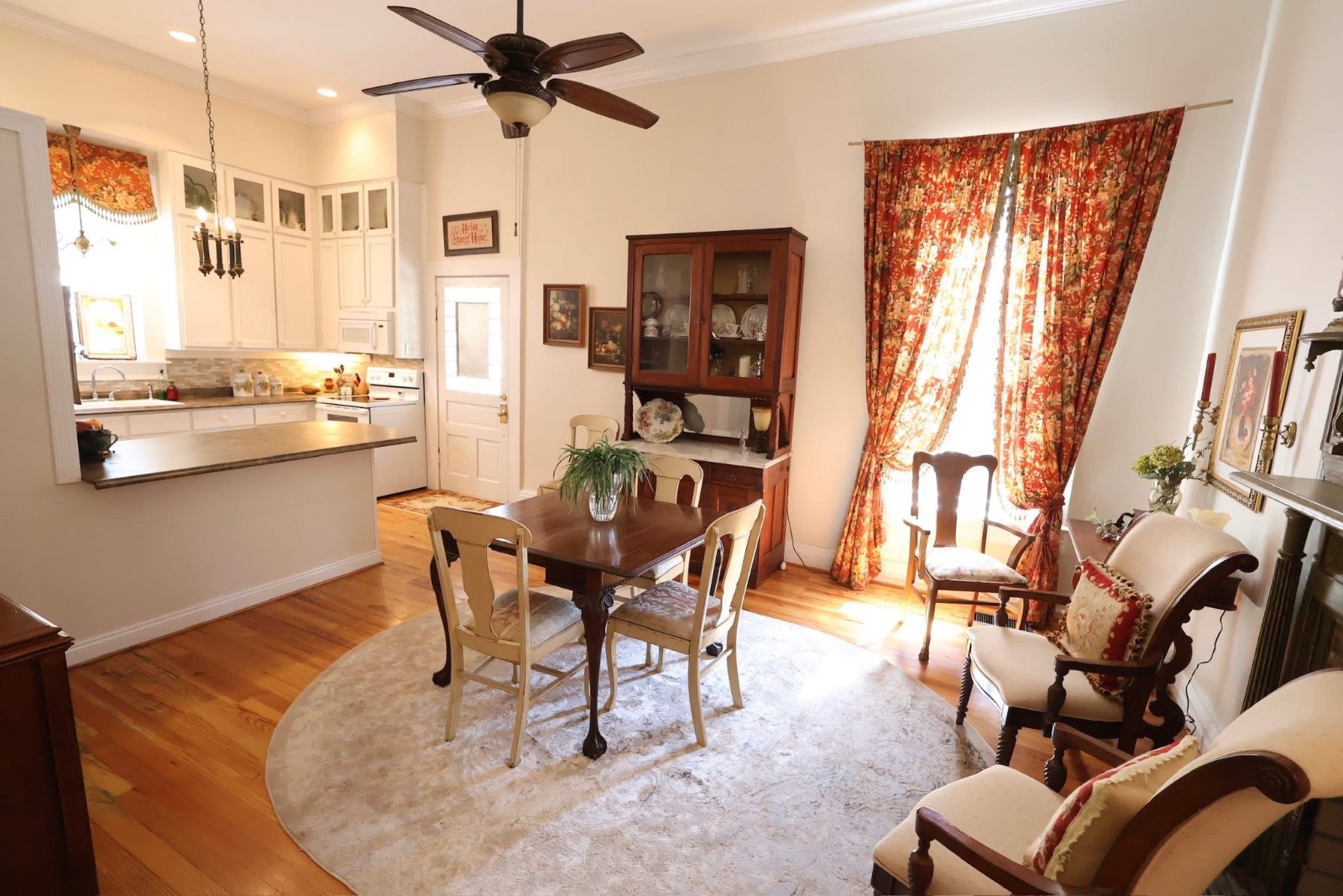 426 West Clinton Street