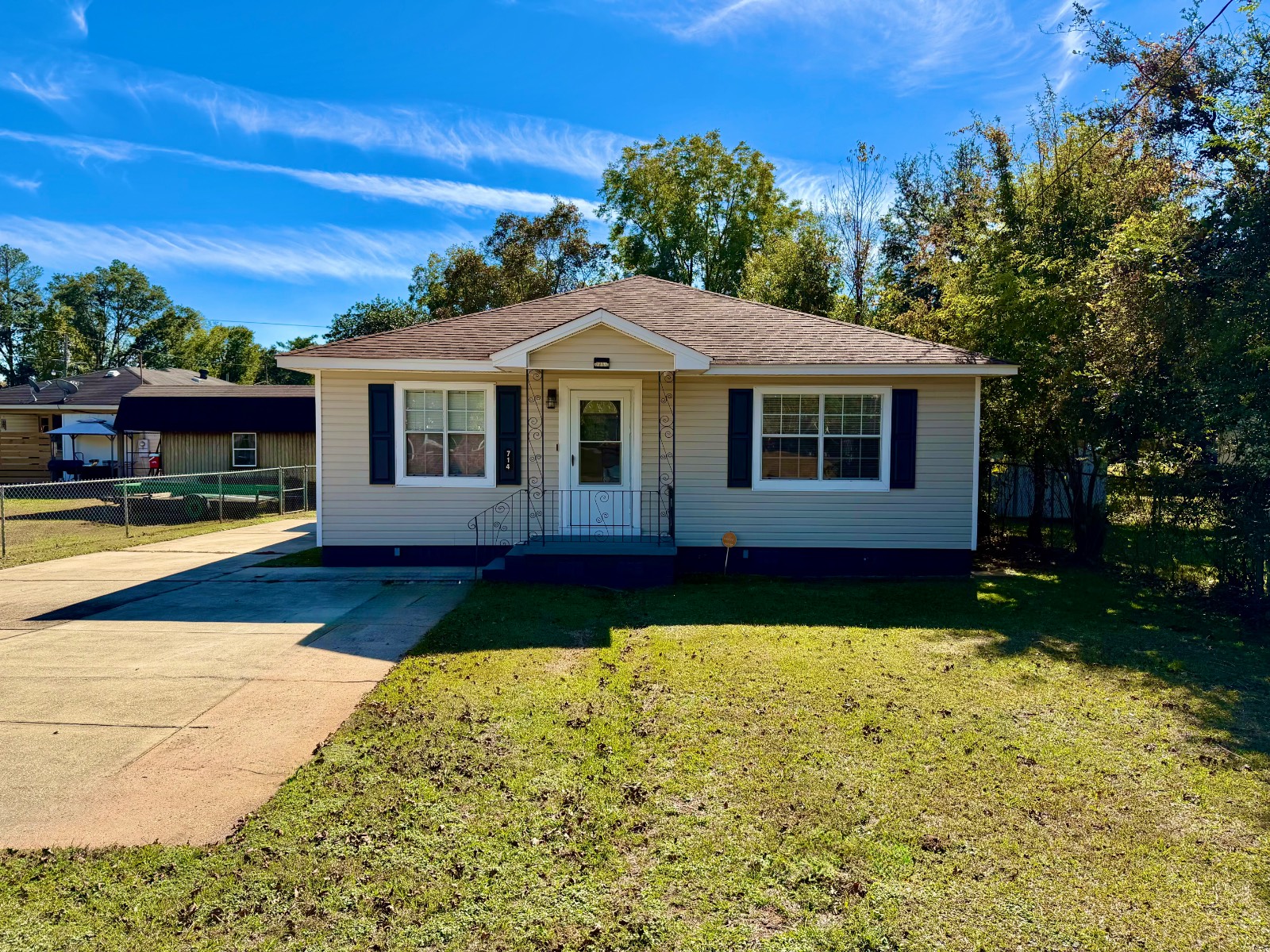 714 E Clinton Street