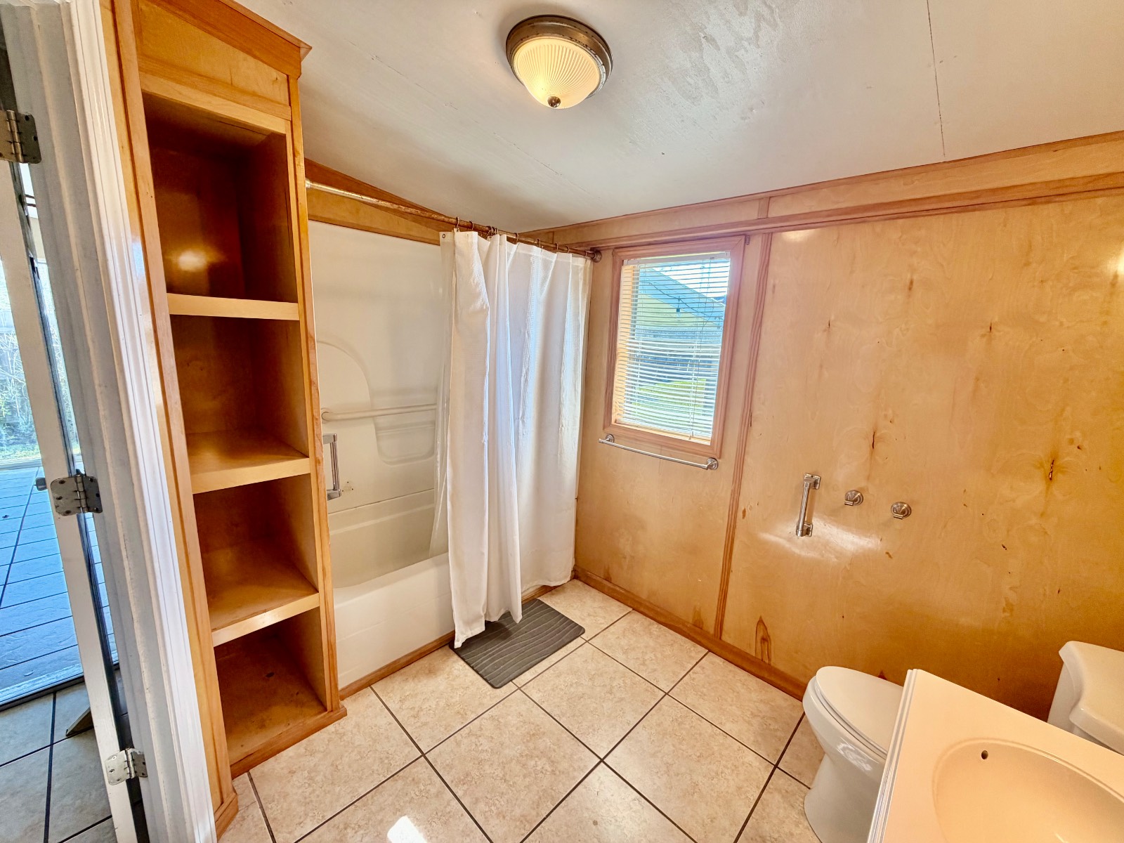 131 Fairview Circle