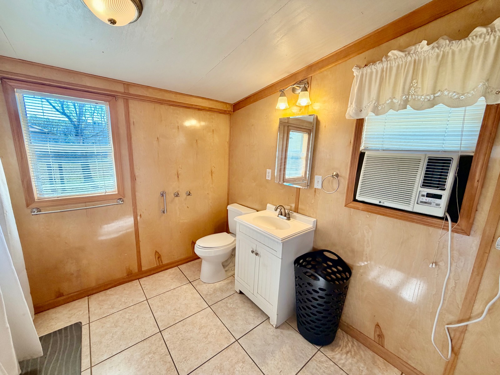 131 Fairview Circle