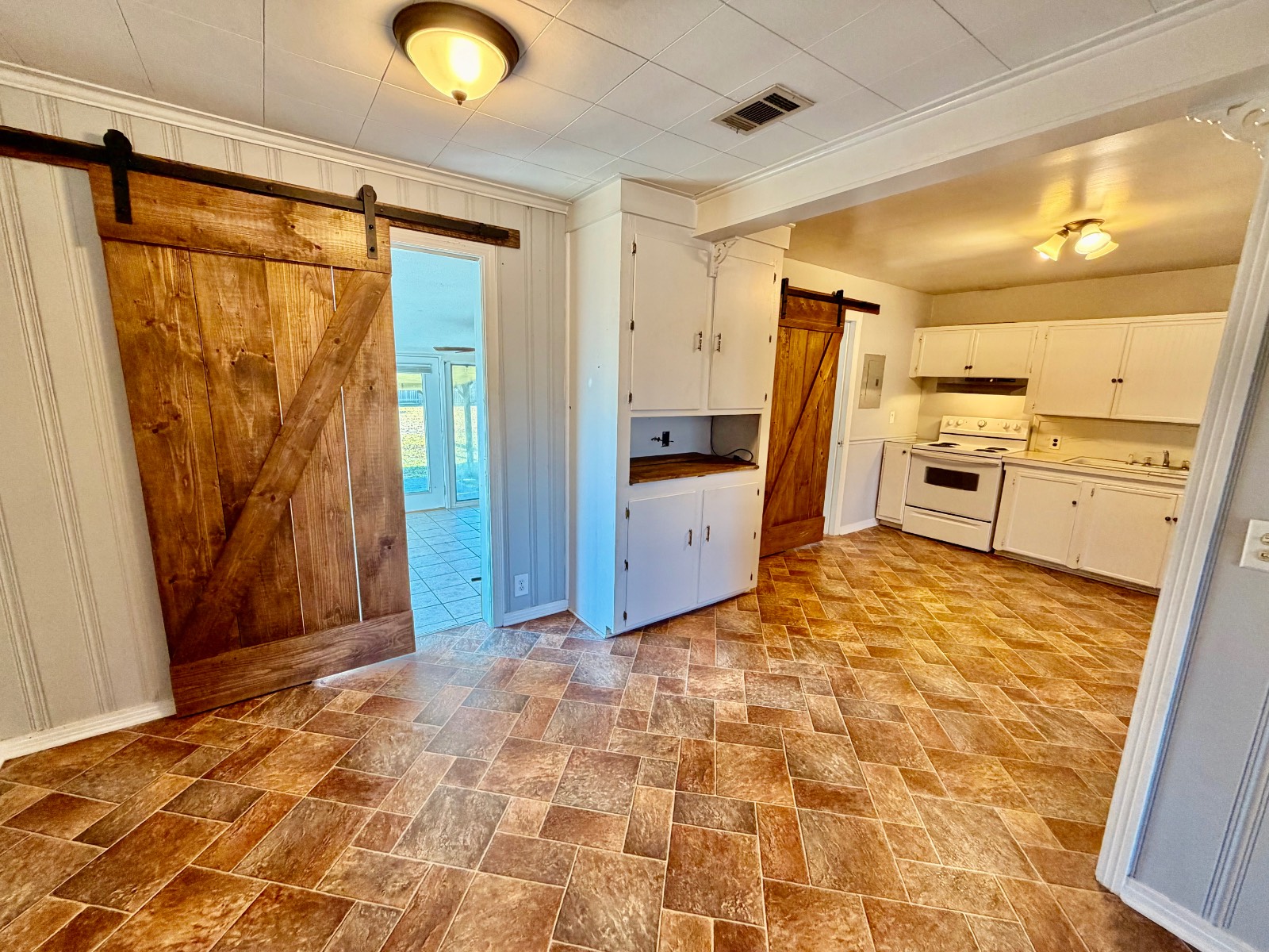 131 Fairview Circle