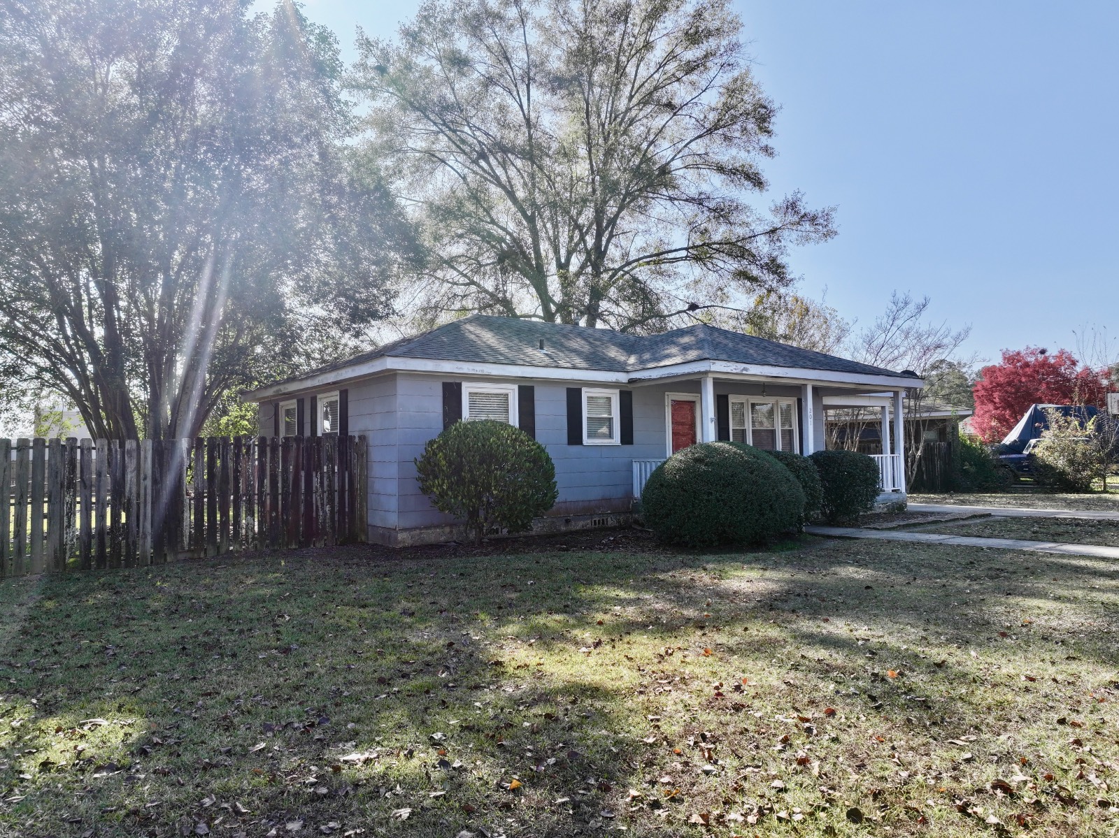 201 Fairview Circle