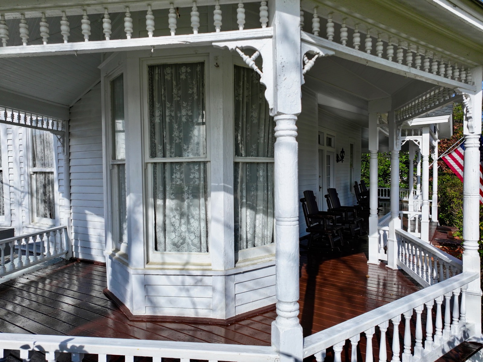 301 College Ave