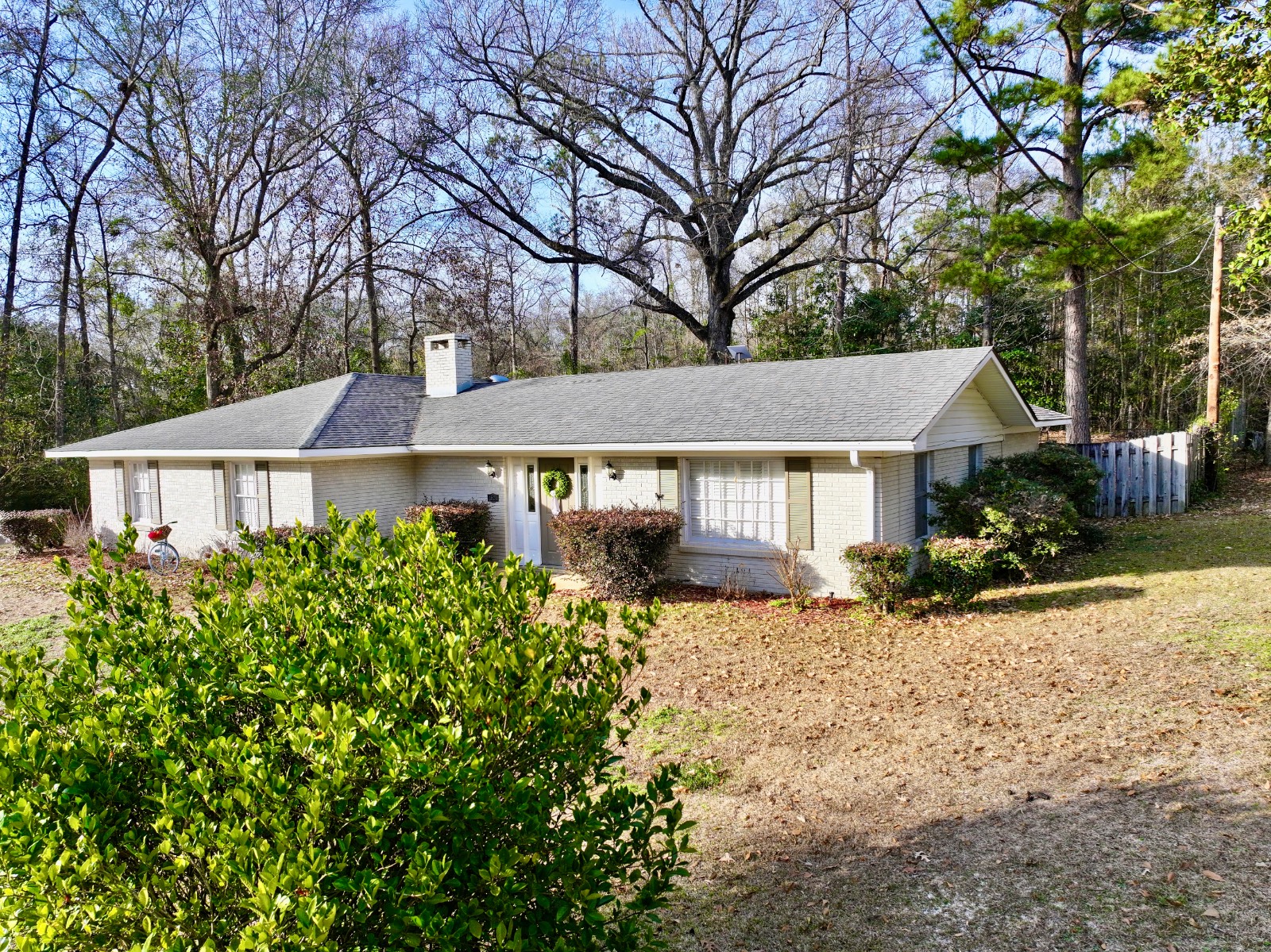 1520 N Andrews Drive