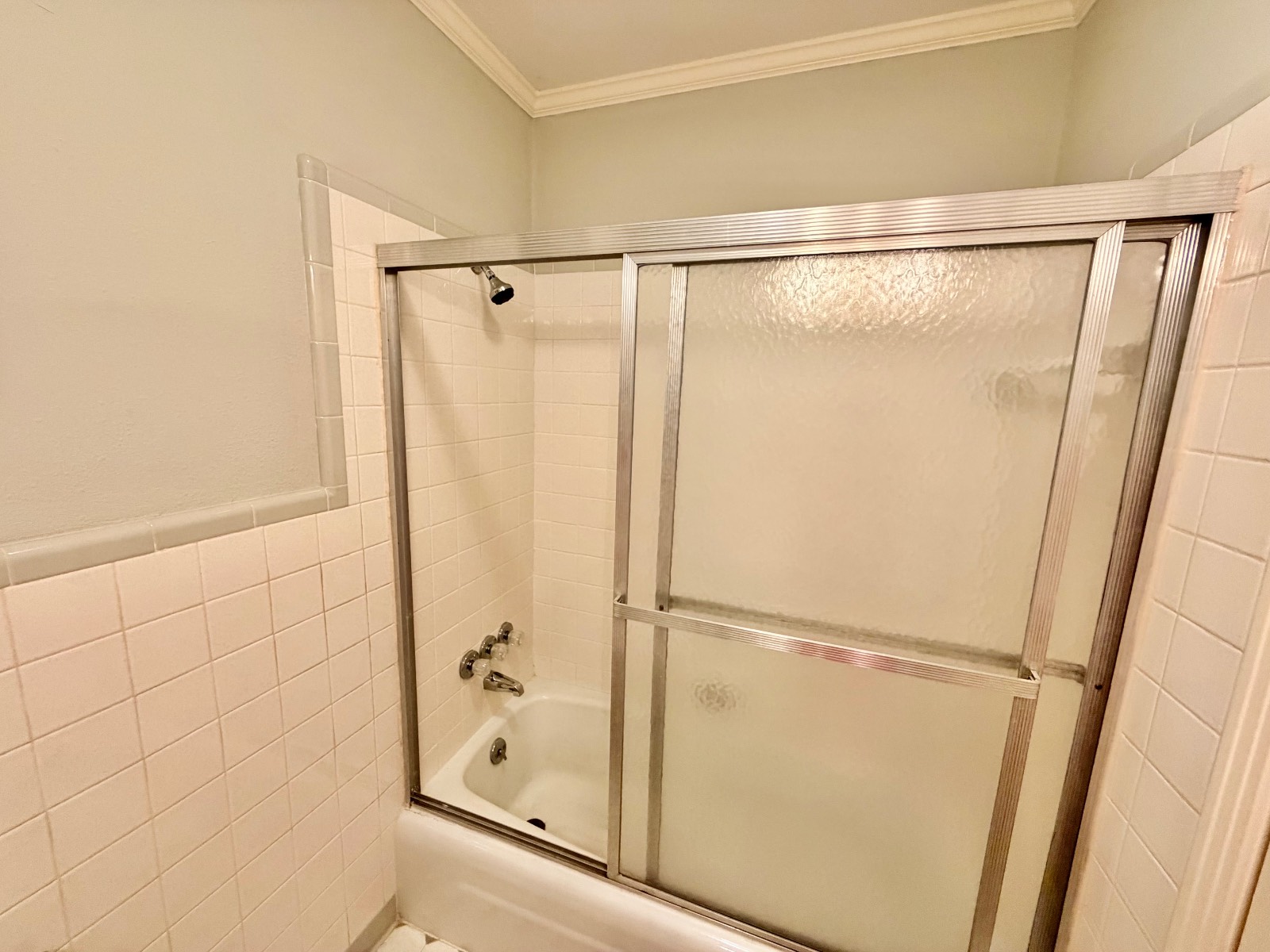 1520 N Andrews Drive