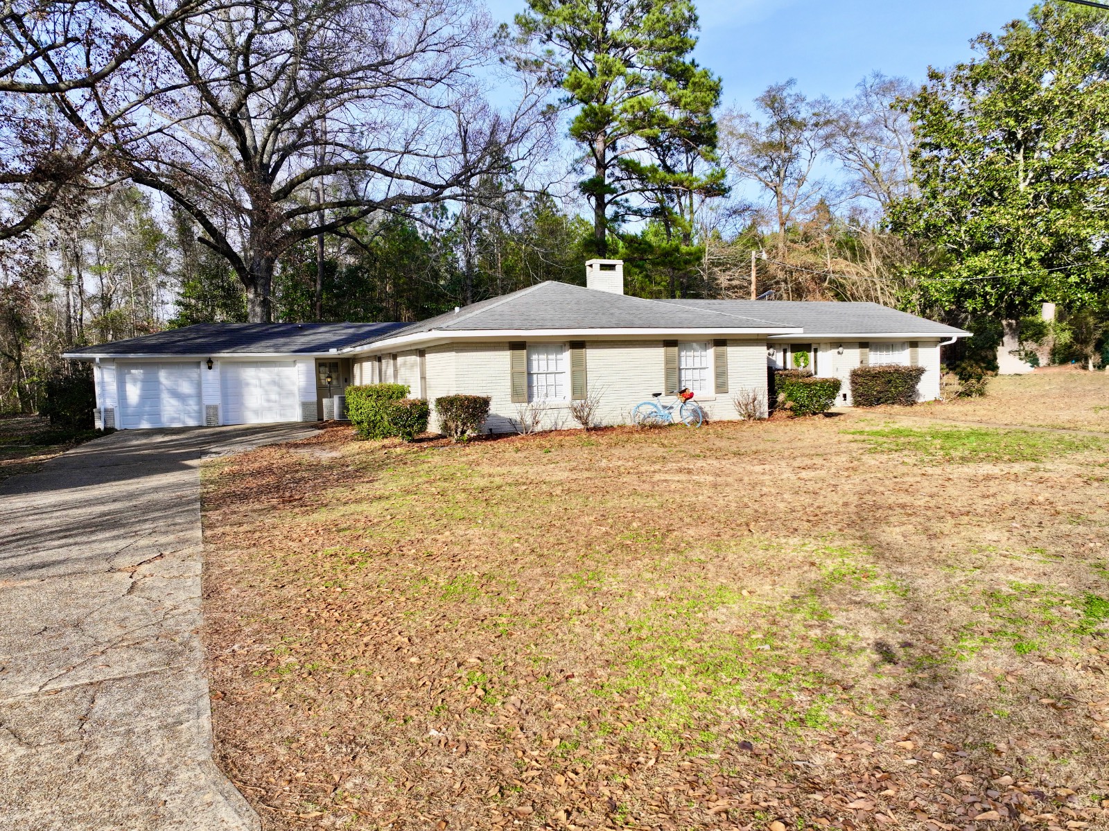 1520 N Andrews Drive