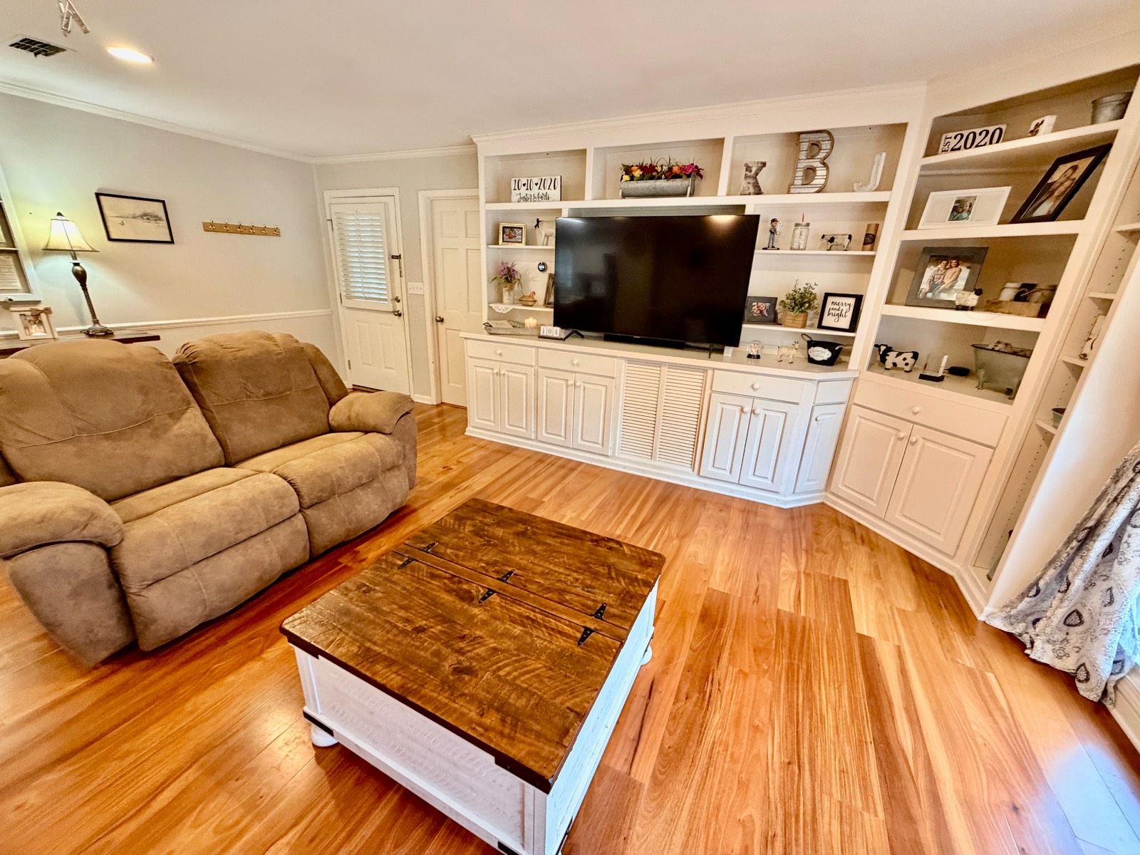 1520 N Andrews Drive