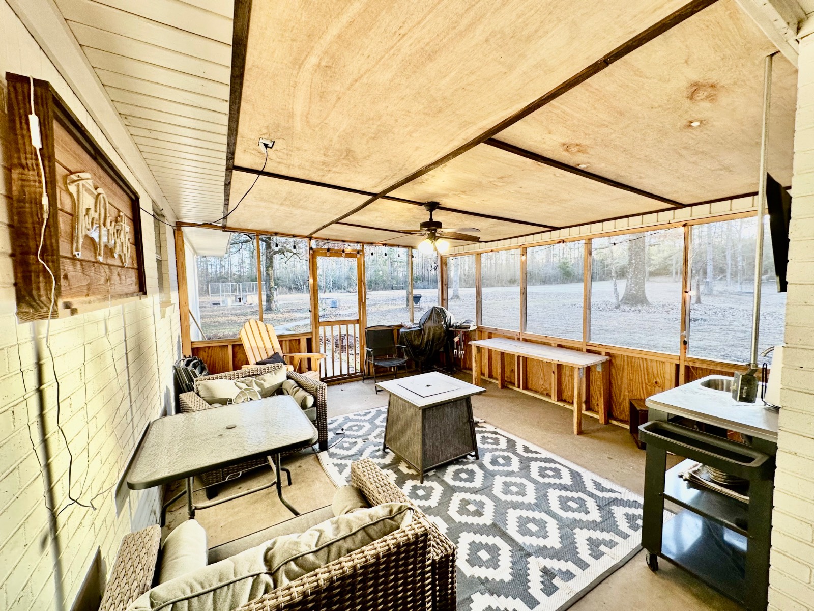 3370 Old Highway 5 South