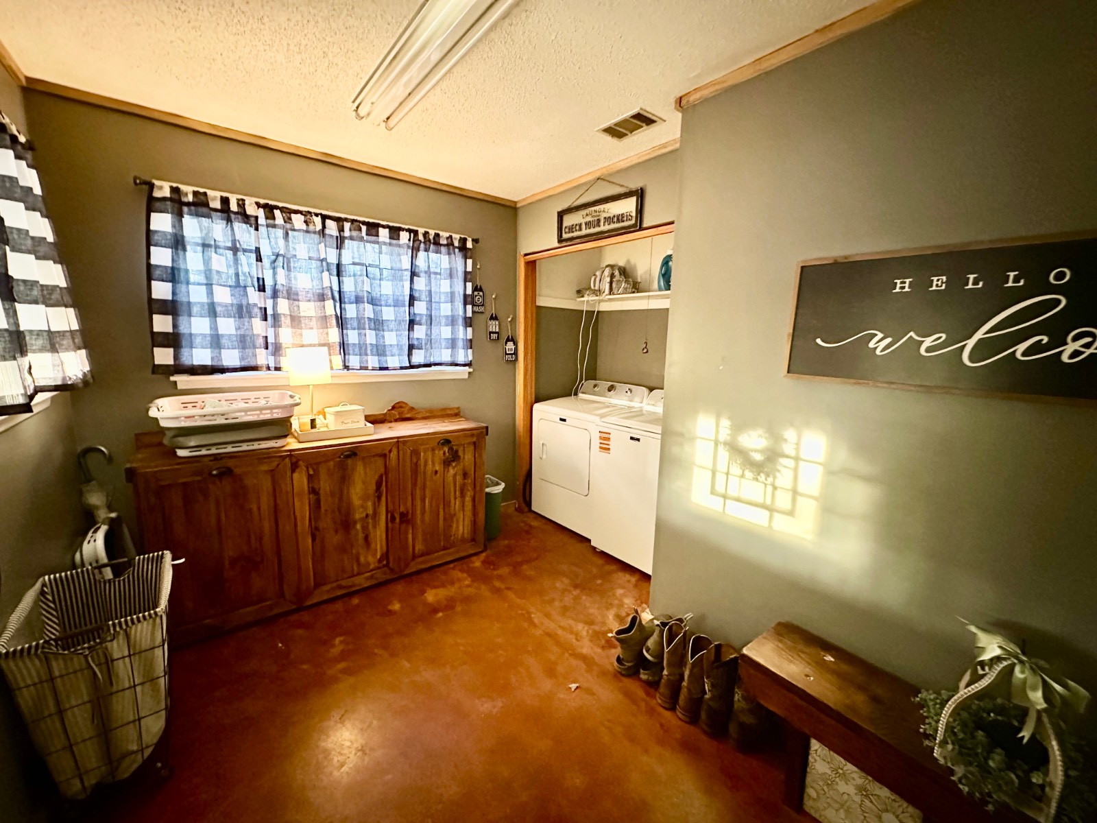 3370 Old Highway 5 South