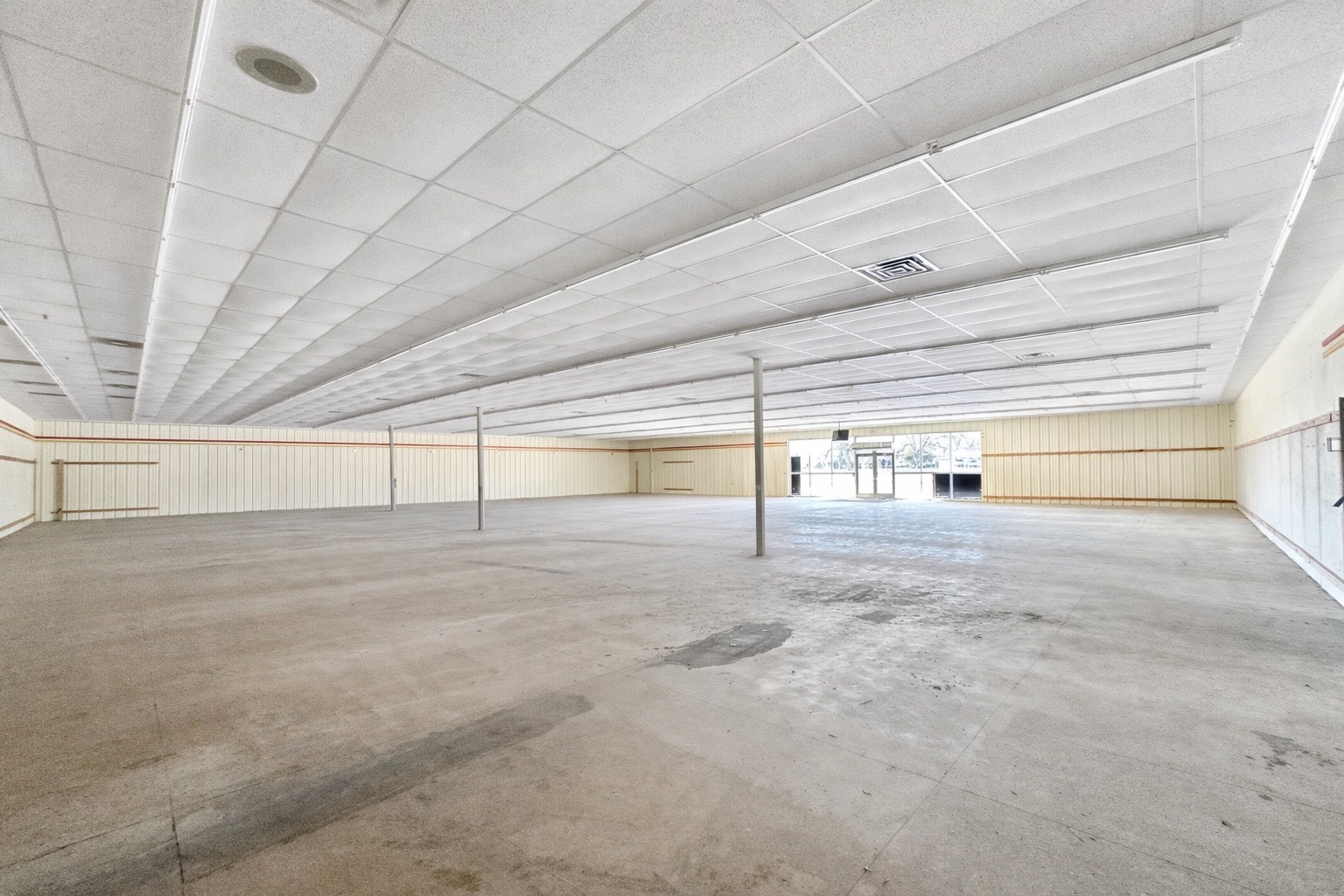 365 River Street East