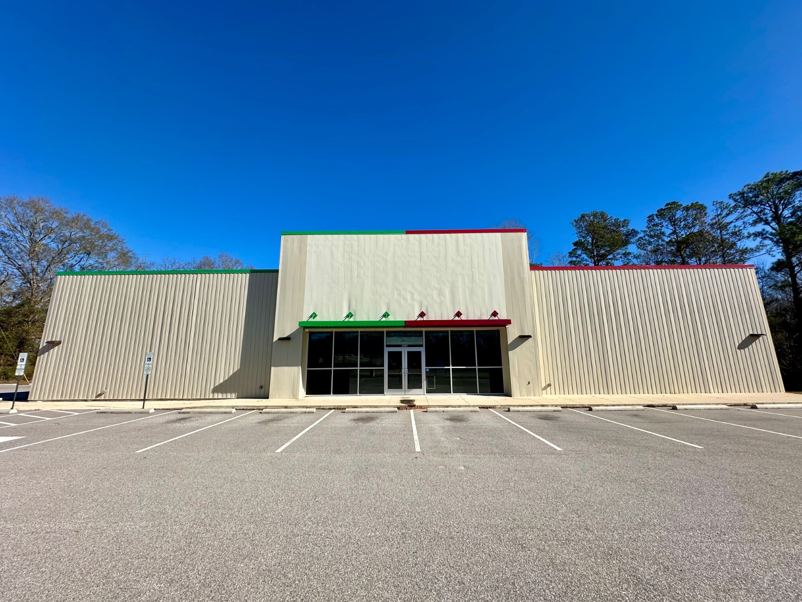 365 River Street East