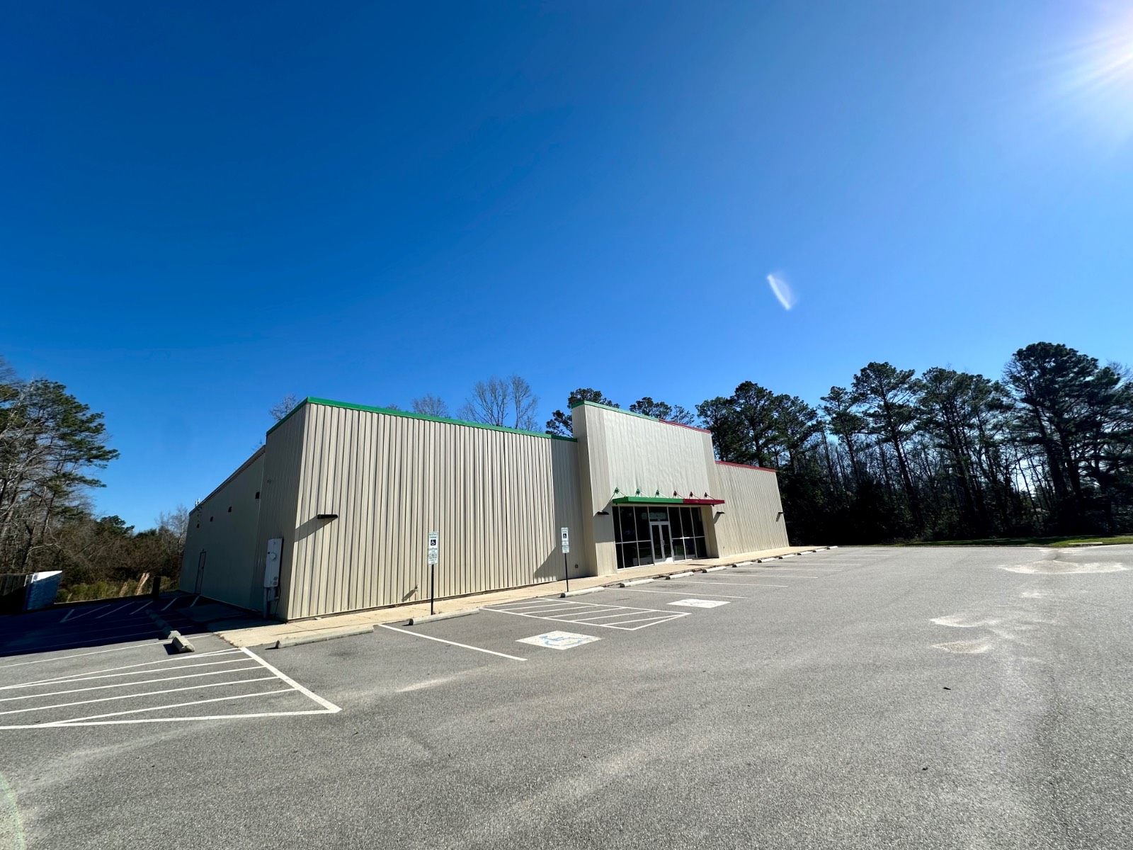 365 River Street East