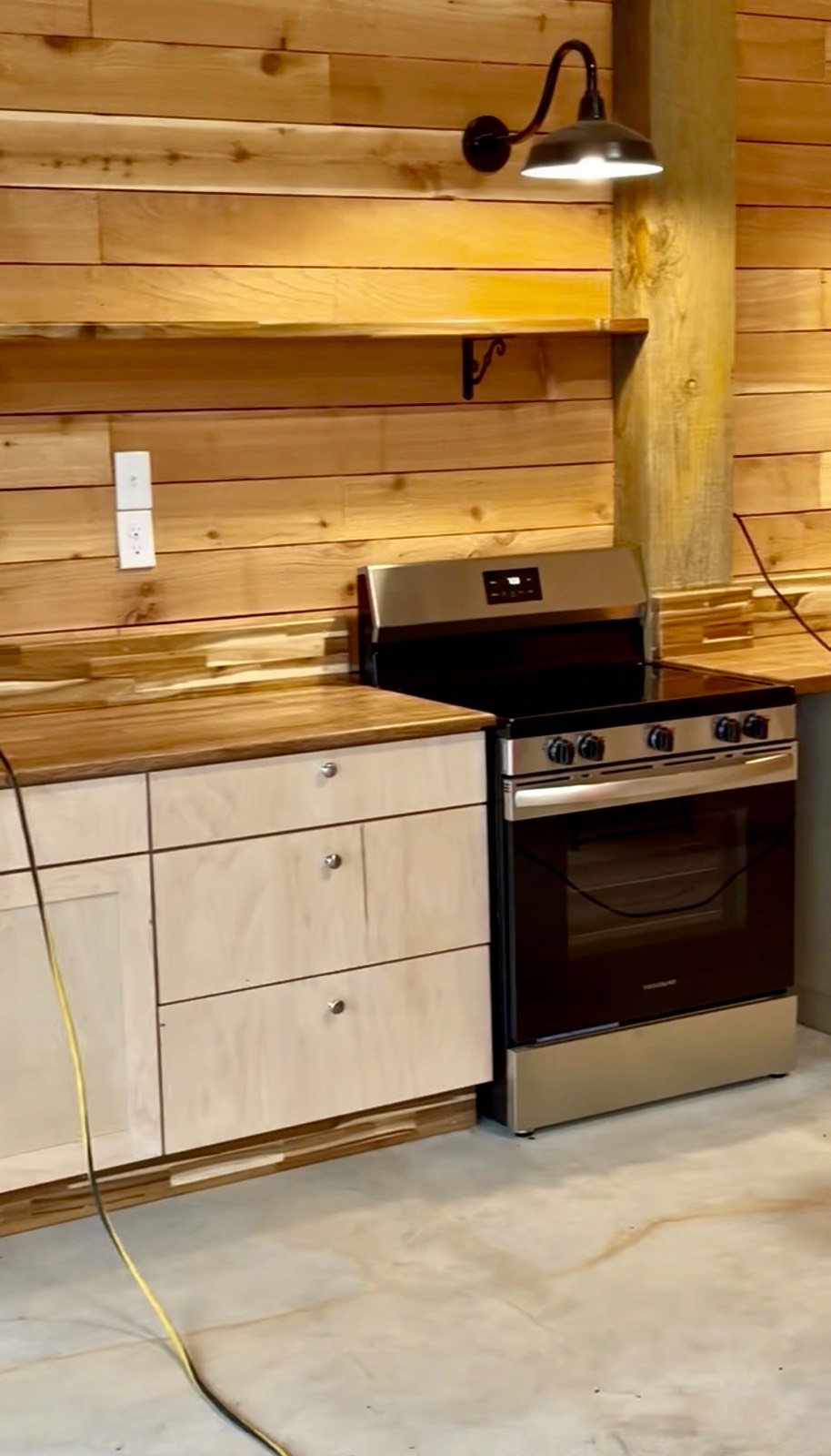 5575 11 Mile Post Road