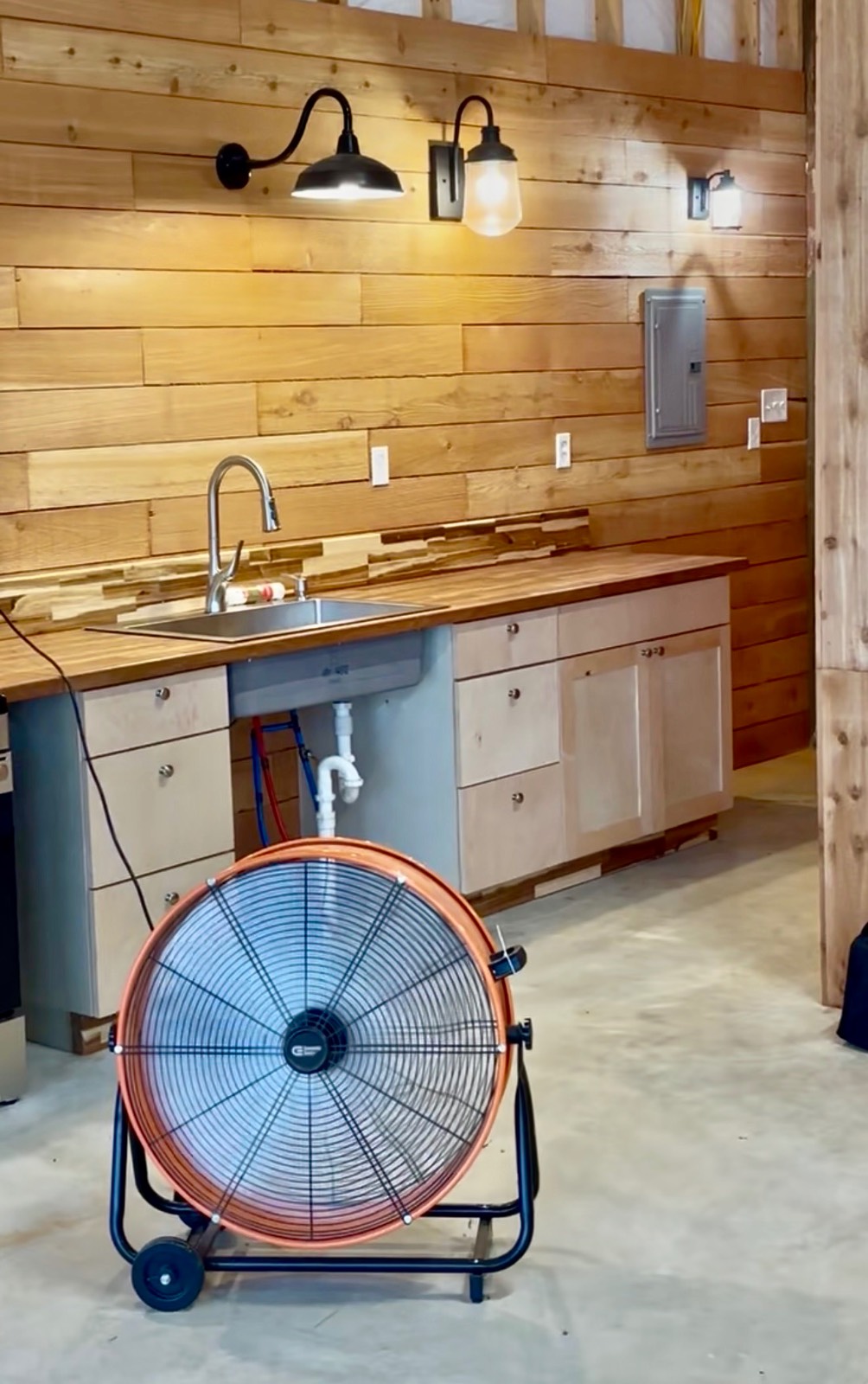 5575 11 Mile Post Road