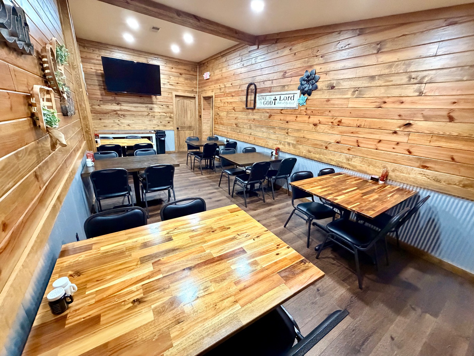 3522 North College Ave