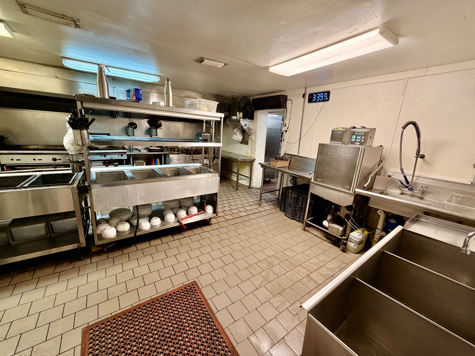 3522 North College Ave