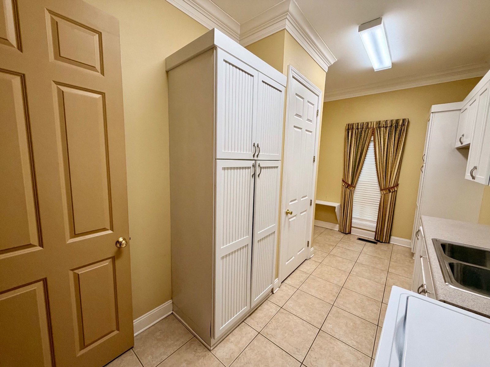 207 North Church Street