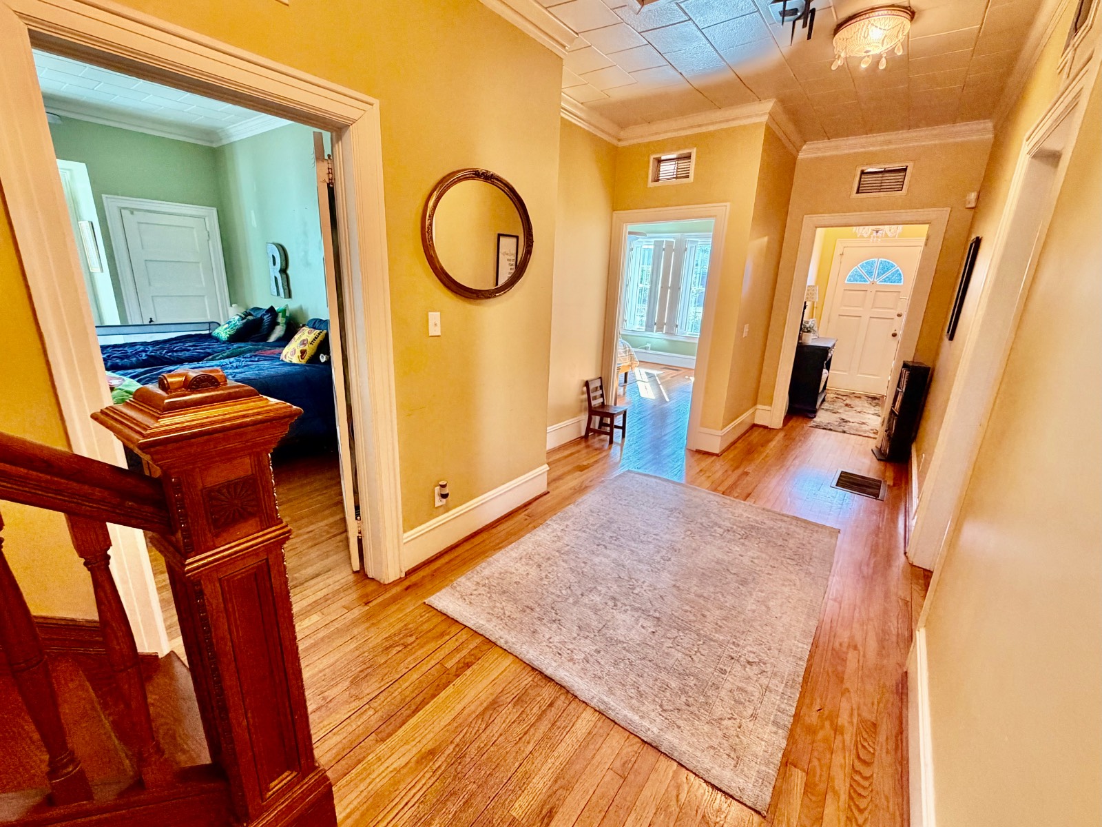 128 West Clinton Street