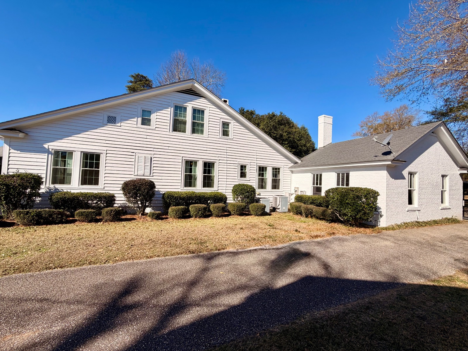 128 West Clinton Street