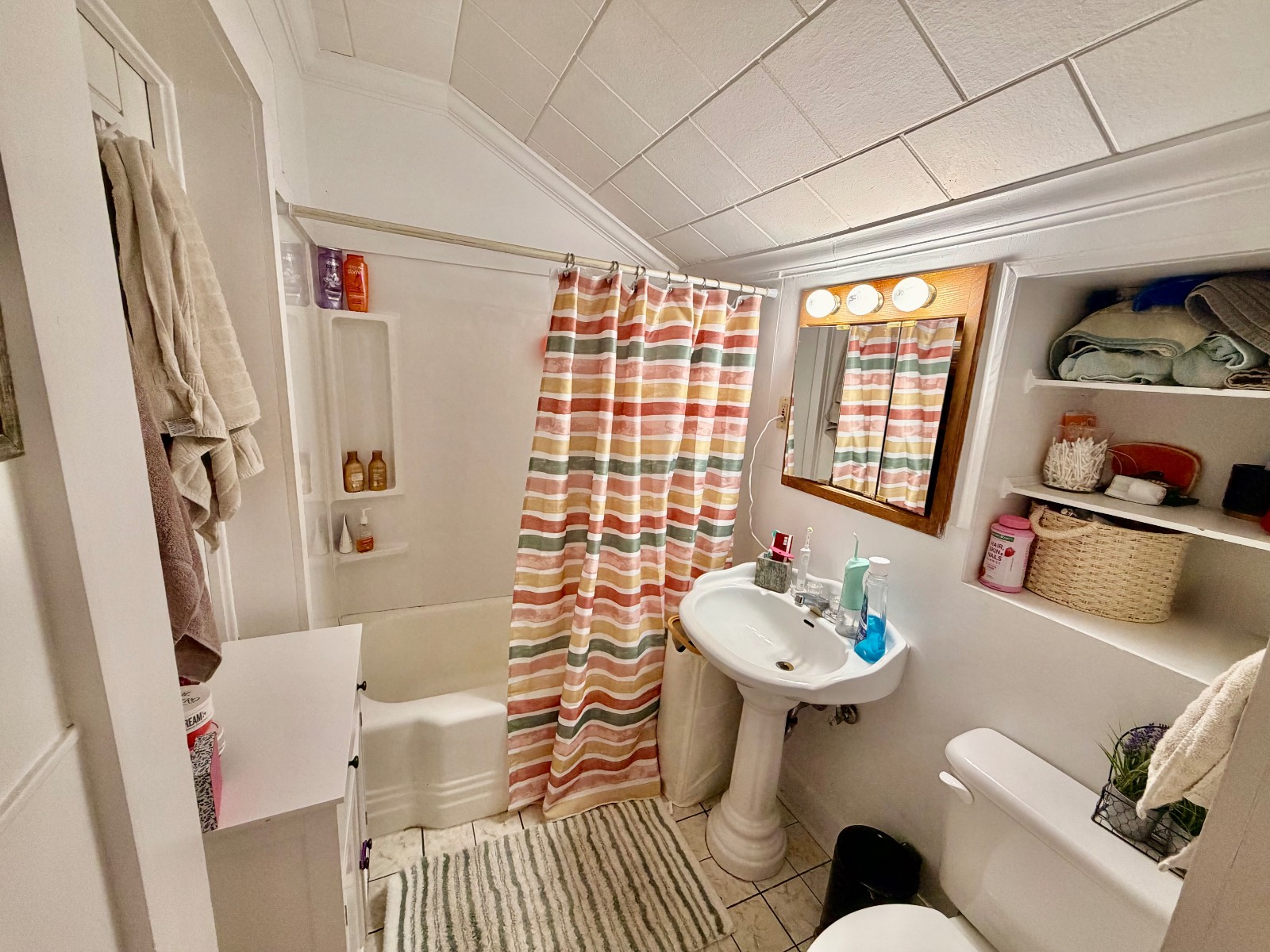 128 West Clinton Street