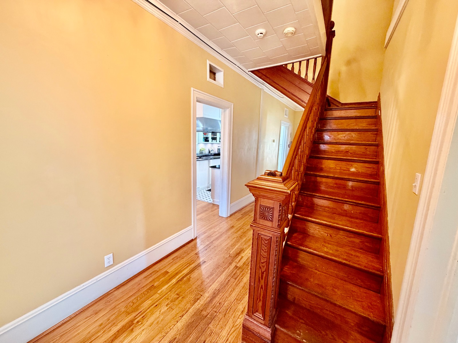 128 West Clinton Street